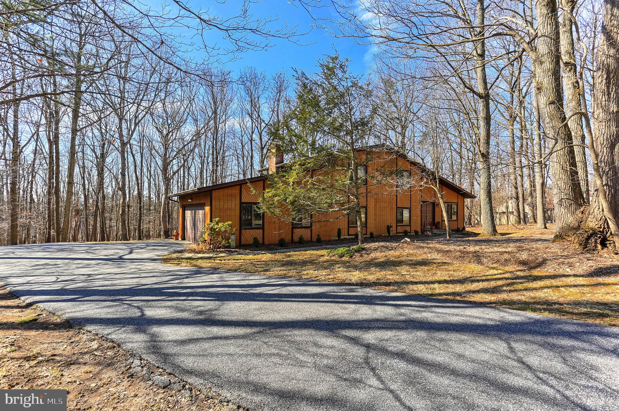 SUNNYBROOK FARMS - Residential