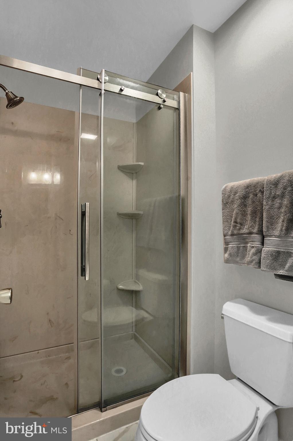 SUNNYBROOK FARMS - Residential