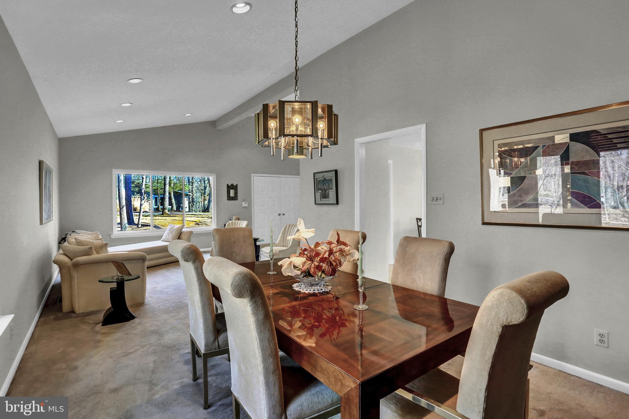 SUNNYBROOK FARMS - Residential