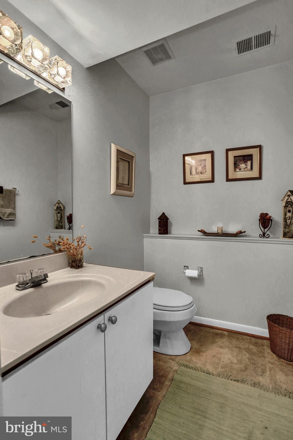 SUNNYBROOK FARMS - Residential