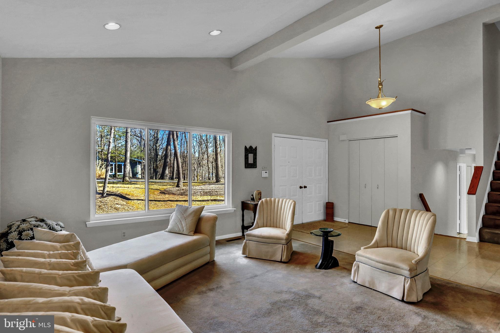 SUNNYBROOK FARMS - Residential