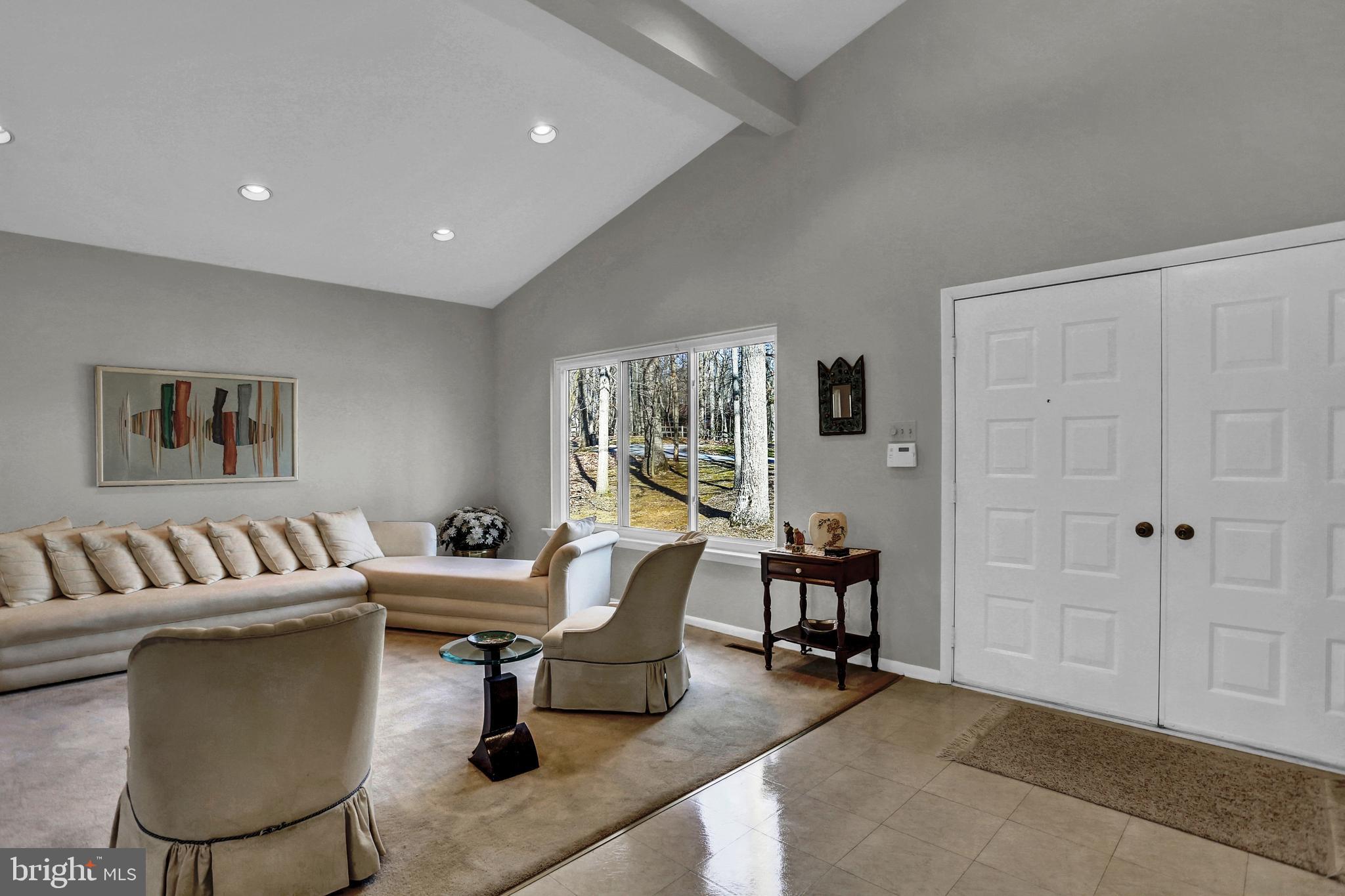 SUNNYBROOK FARMS - Residential