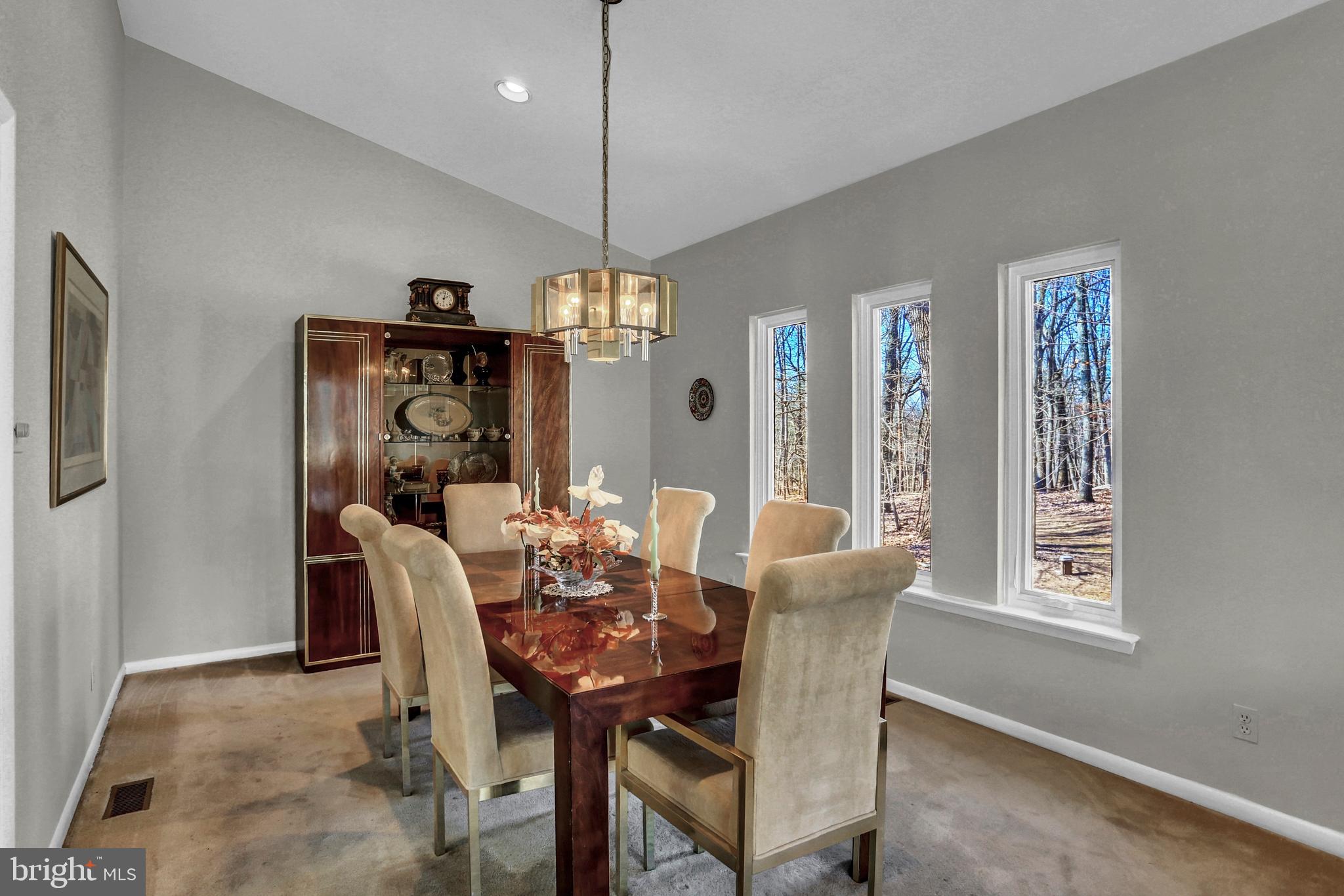 SUNNYBROOK FARMS - Residential