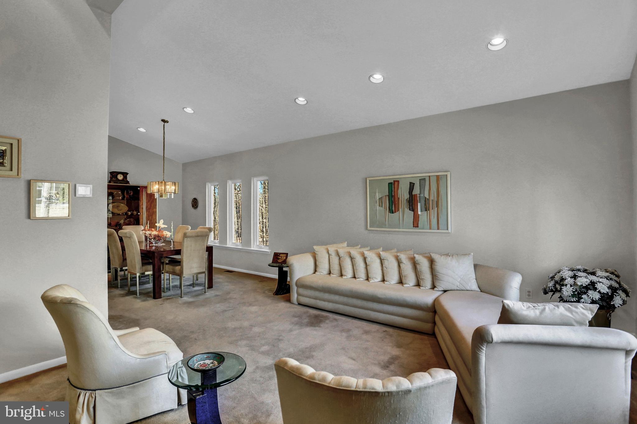 SUNNYBROOK FARMS - Residential