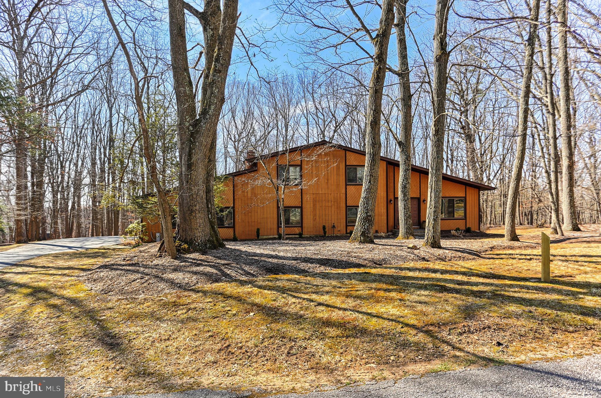 SUNNYBROOK FARMS - Residential