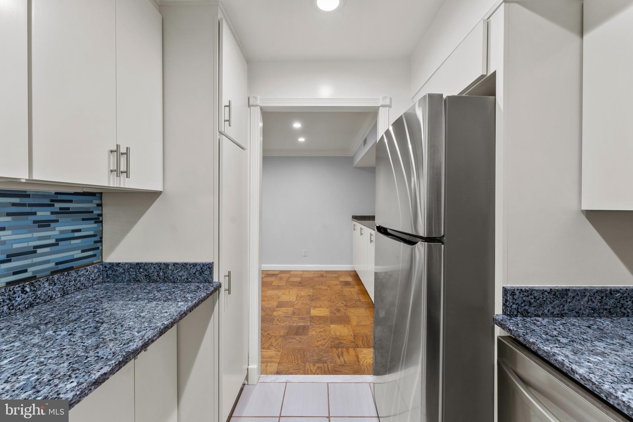 SPRING LAKE - Residential