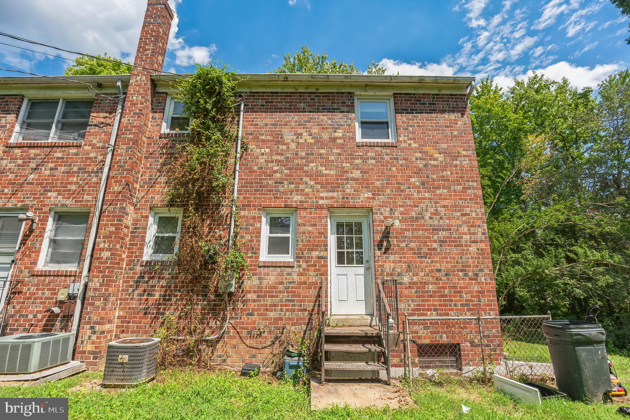 INDIAN HEAD VILLAGE - Residential