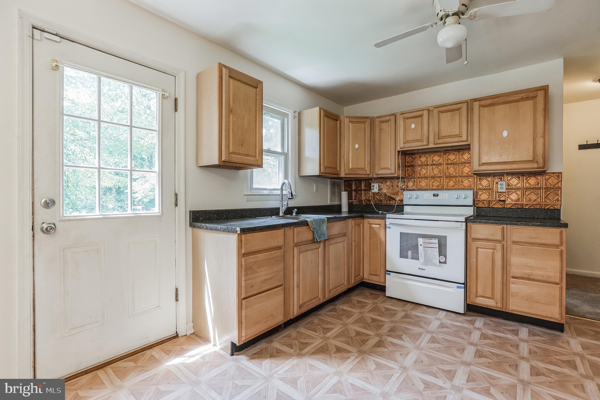 INDIAN HEAD VILLAGE - Residential