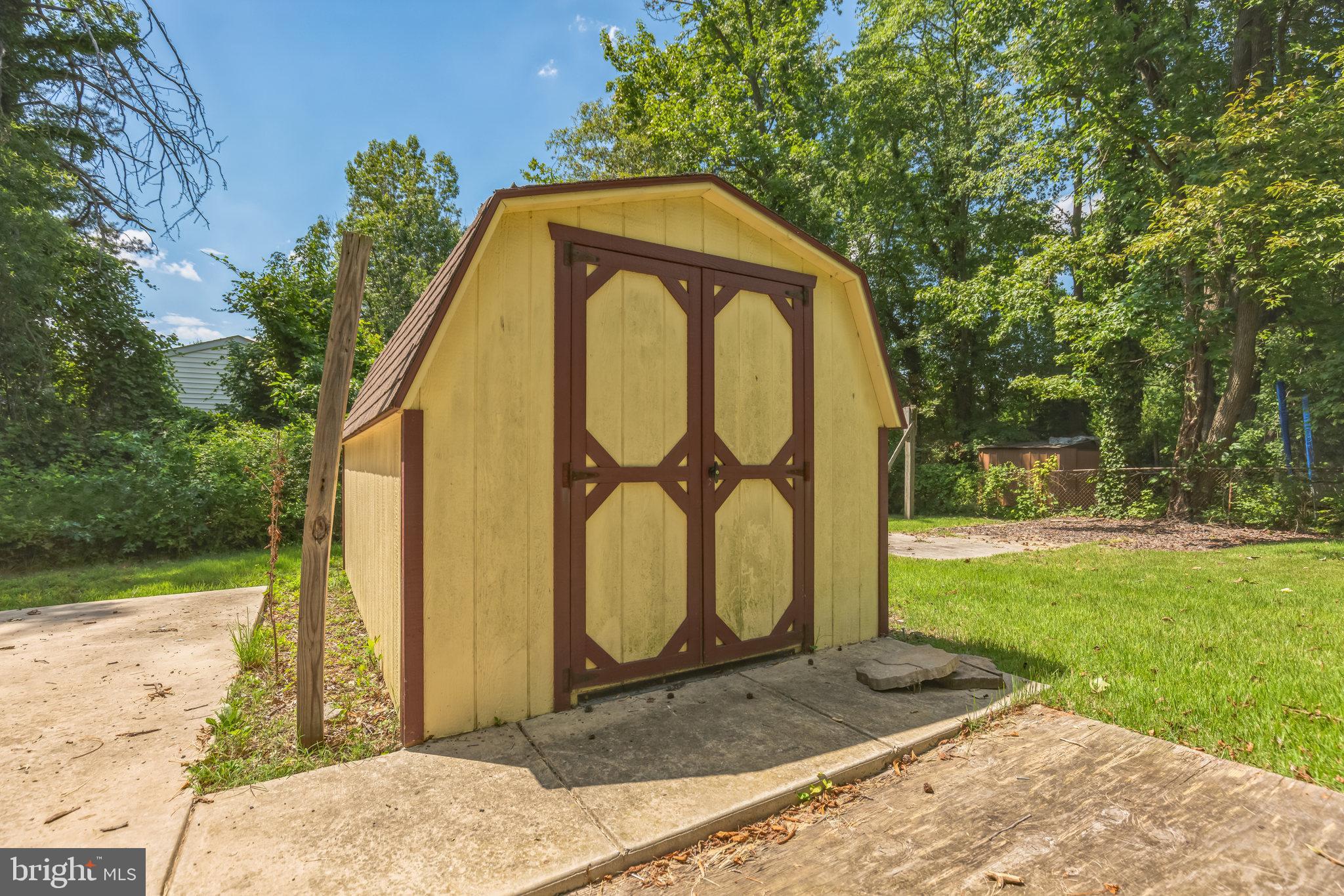 INDIAN HEAD VILLAGE - Residential