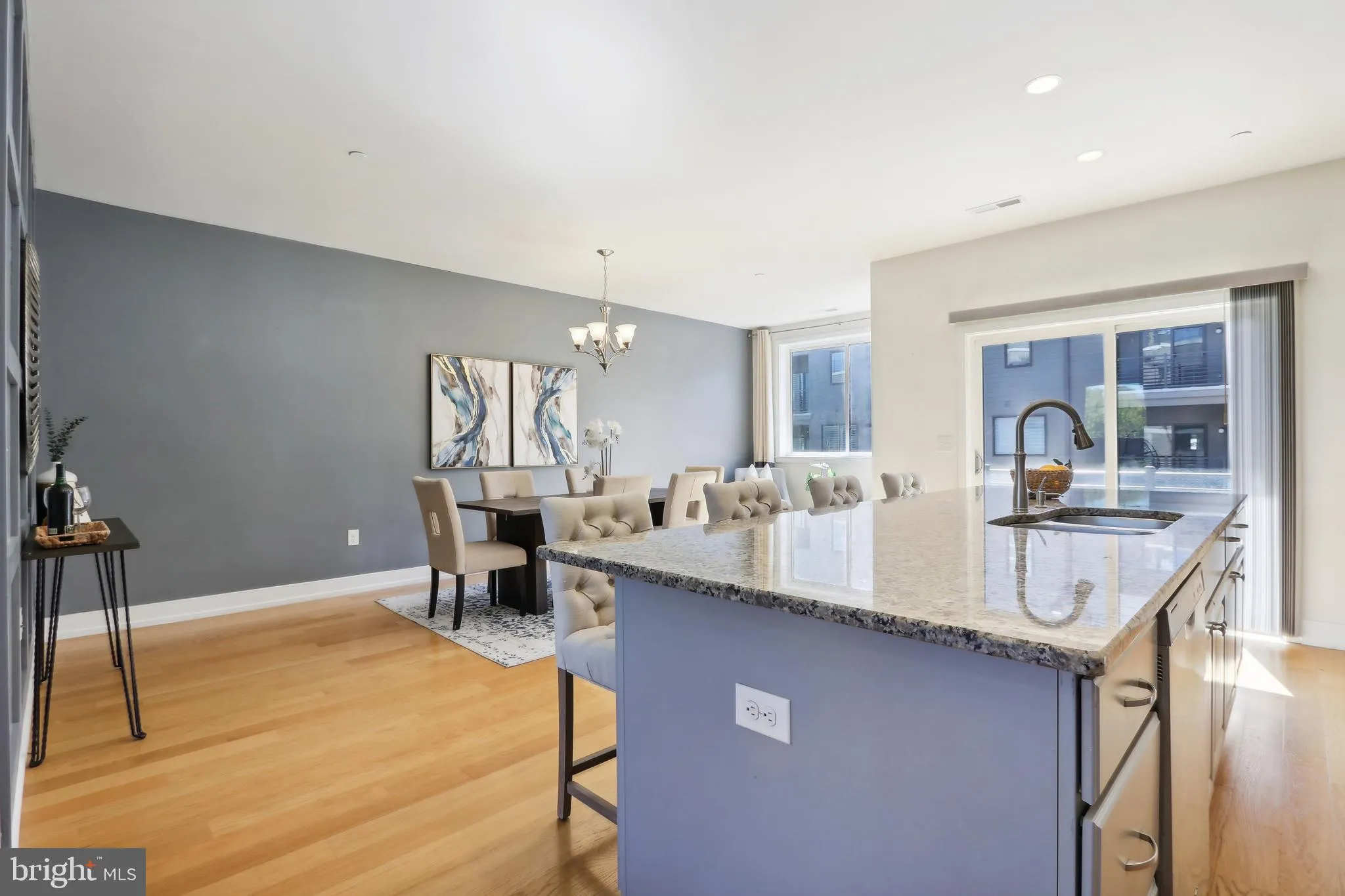 King Of Prussia, Pennsylvania 19406, United States, 3 Bedrooms Bedrooms, ,3 BathroomsBathrooms,Residential,Pending,52553