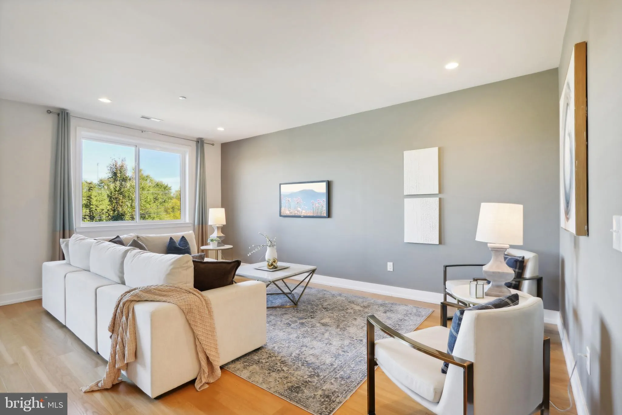 King Of Prussia, Pennsylvania 19406, United States, 3 Bedrooms Bedrooms, ,3 BathroomsBathrooms,Residential,Pending,52553