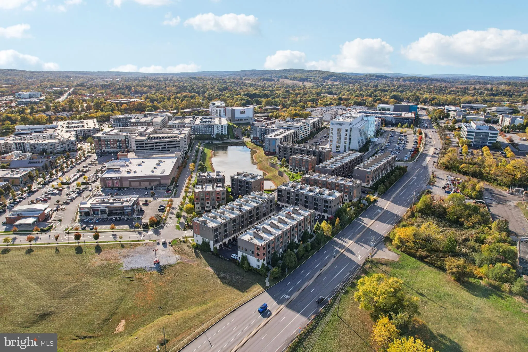 King Of Prussia, Pennsylvania 19406, United States, 3 Bedrooms Bedrooms, ,3 BathroomsBathrooms,Residential,Pending,52553