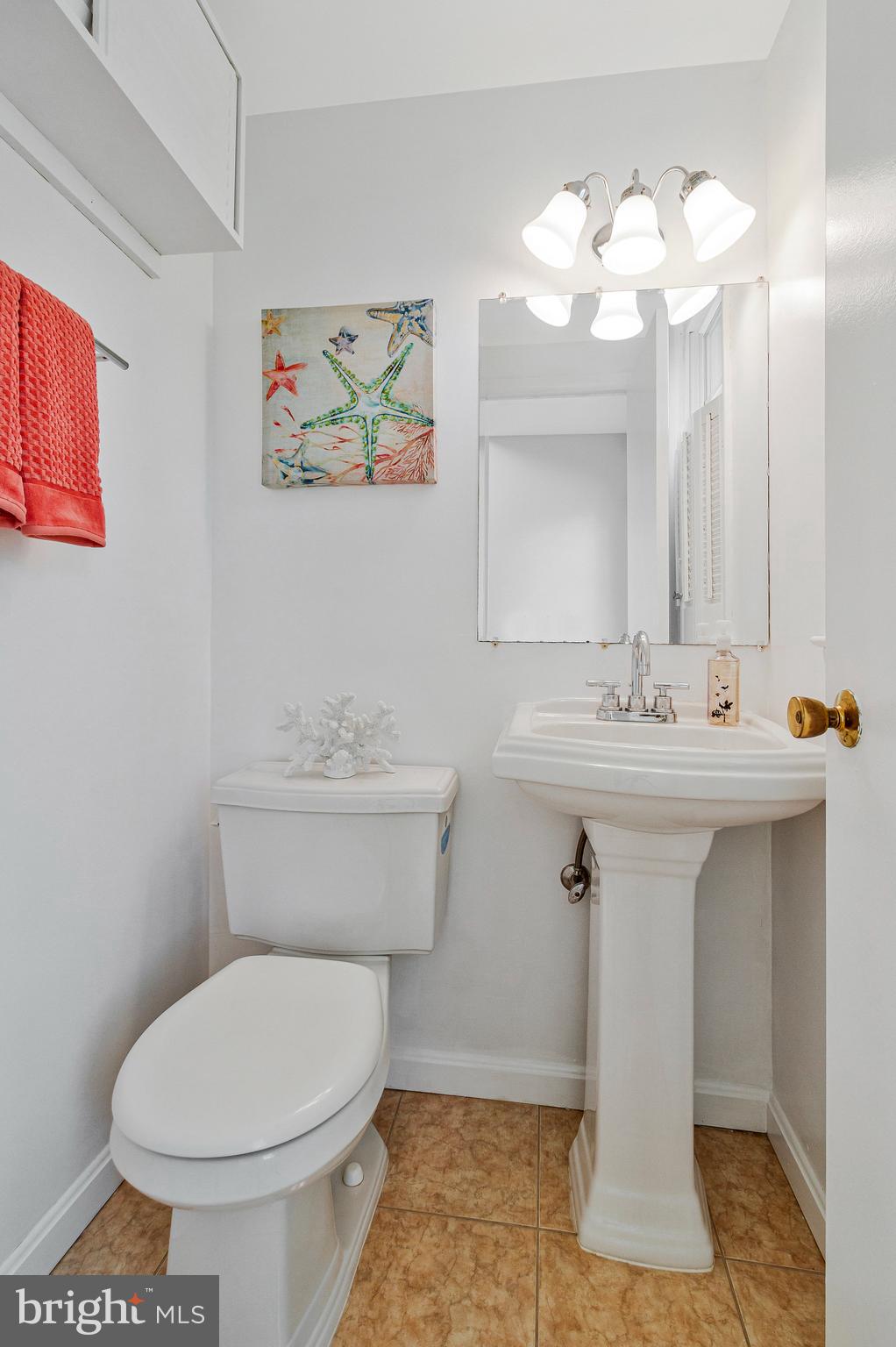 STONEWALL MANOR - Residential