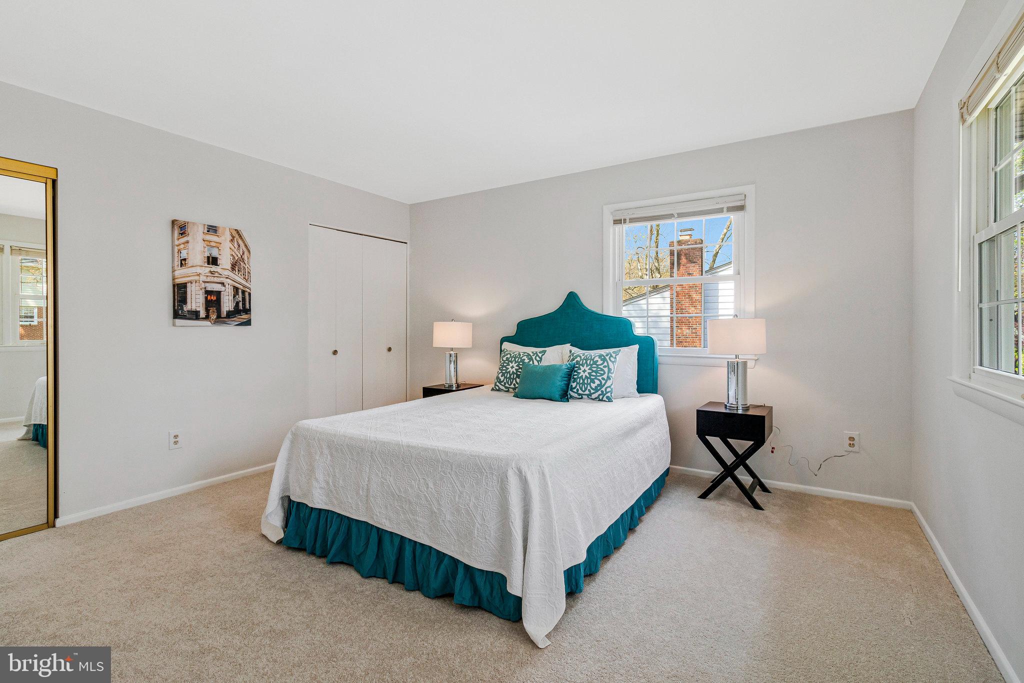 STONEWALL MANOR - Residential