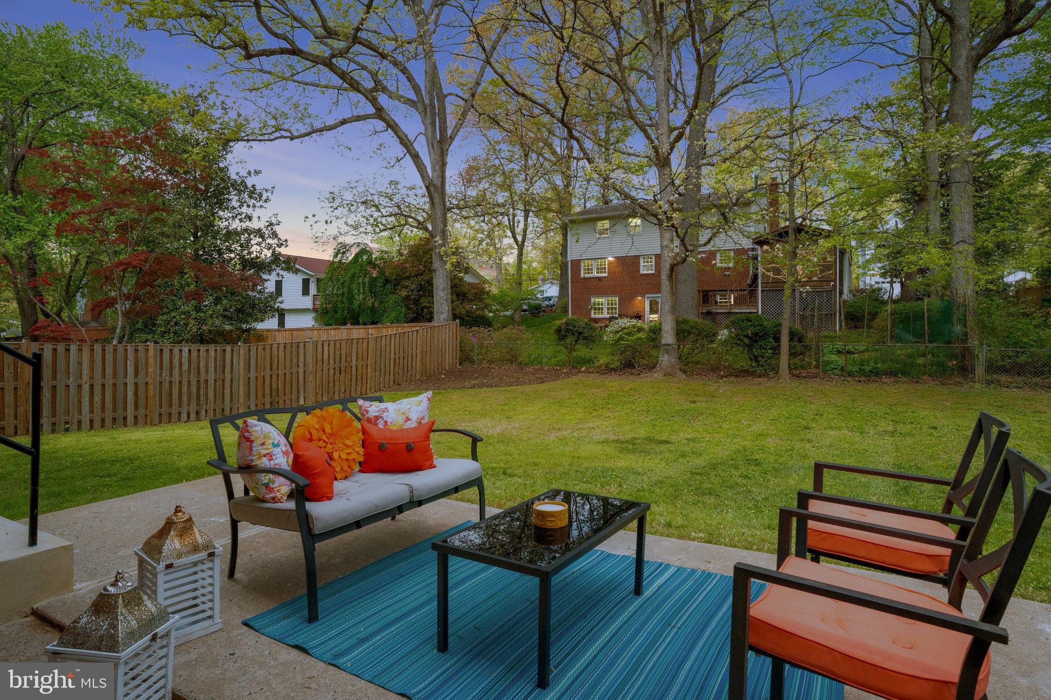 STONEWALL MANOR - Residential