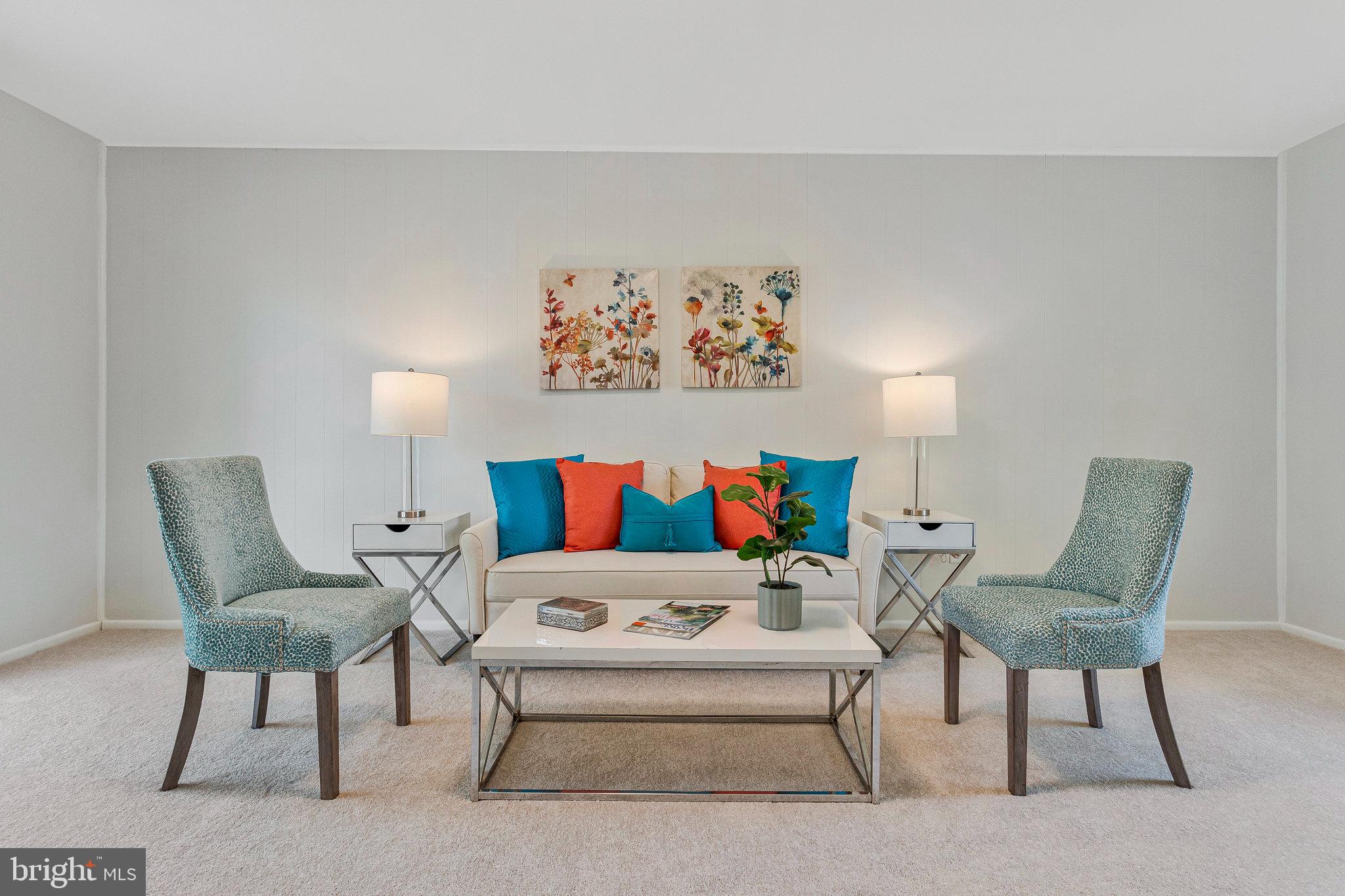 STONEWALL MANOR - Residential