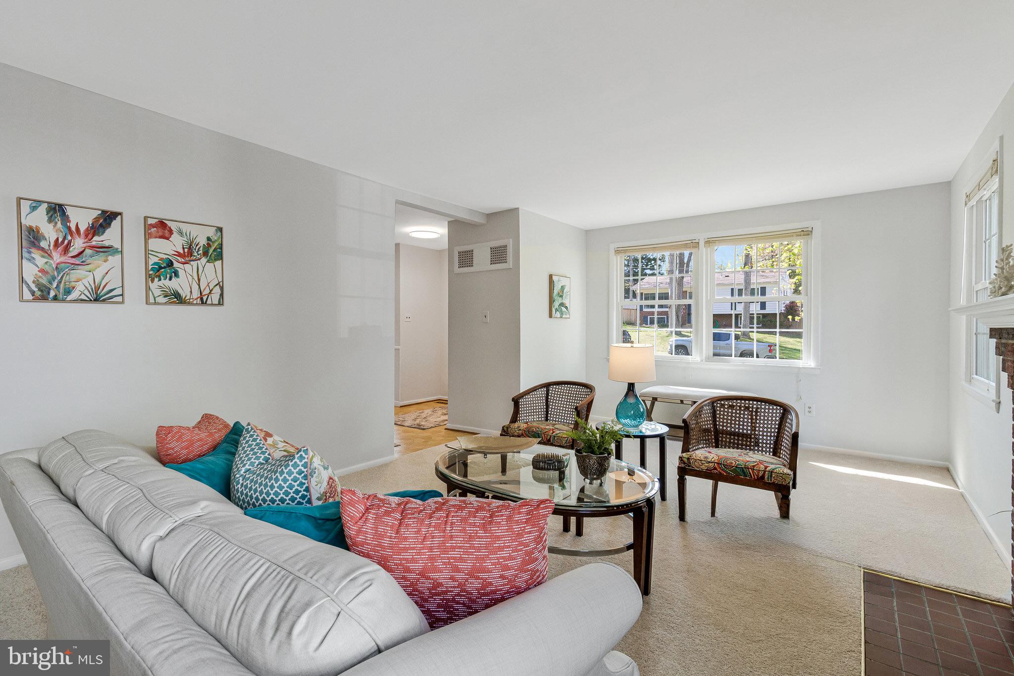 STONEWALL MANOR - Residential