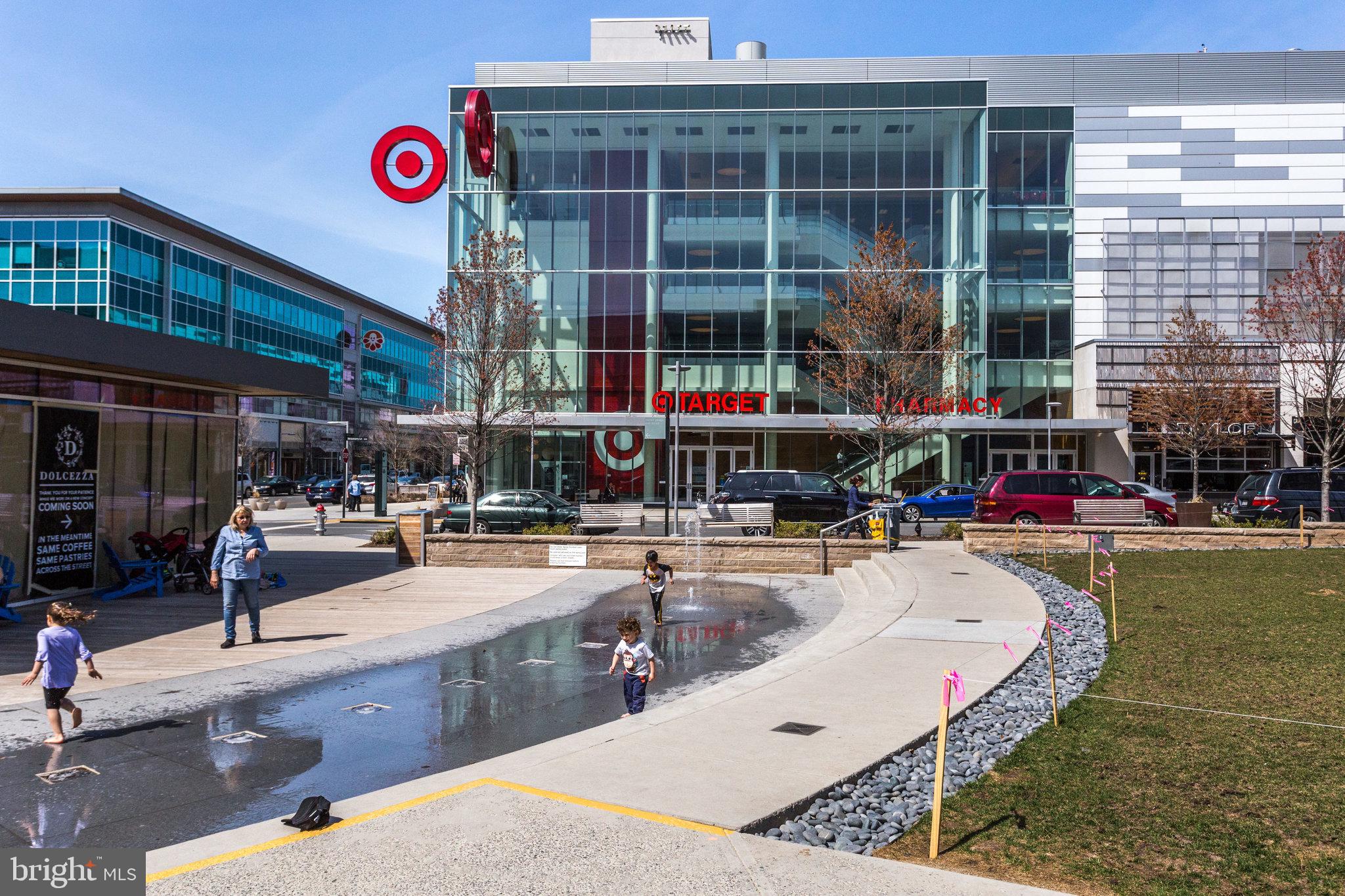 STONEWALL MANOR - Residential