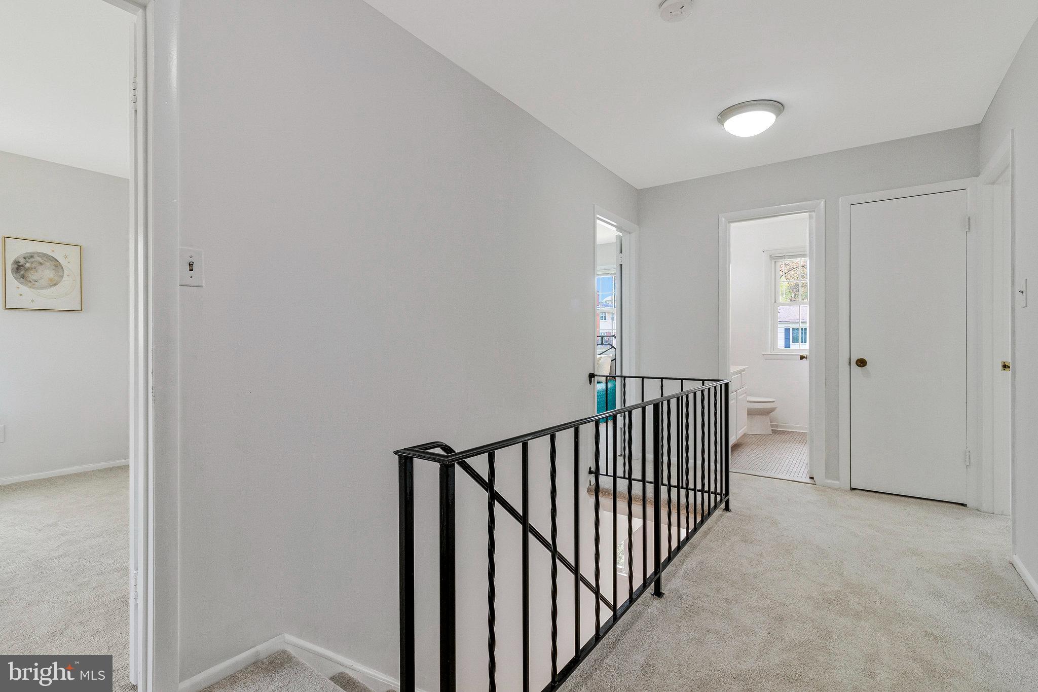 STONEWALL MANOR - Residential