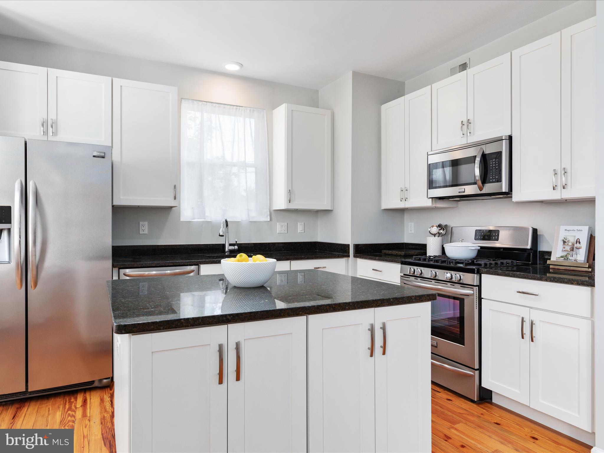 CHESTNUT GROVE - Residential