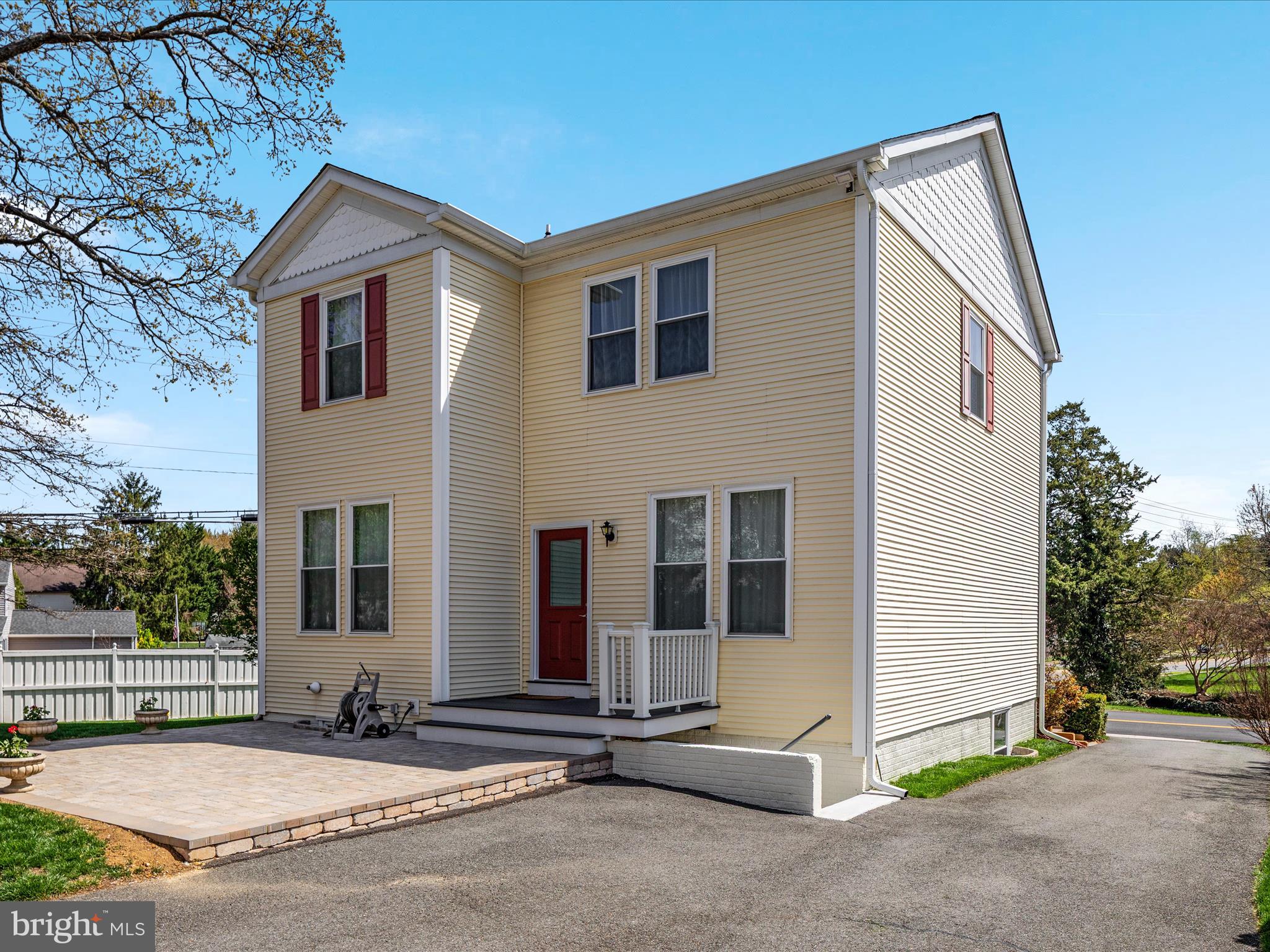 CHESTNUT GROVE - Residential