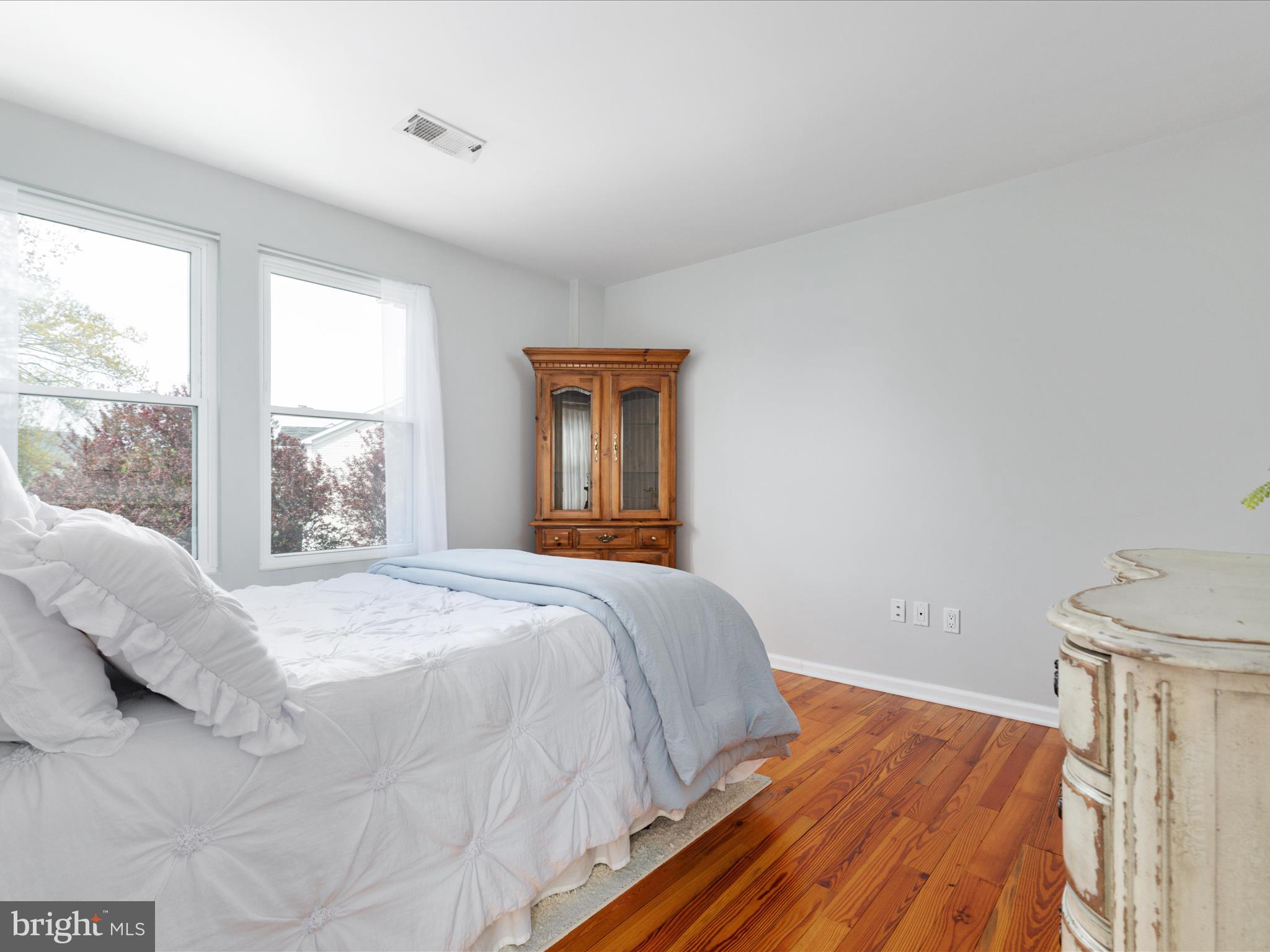 CHESTNUT GROVE - Residential