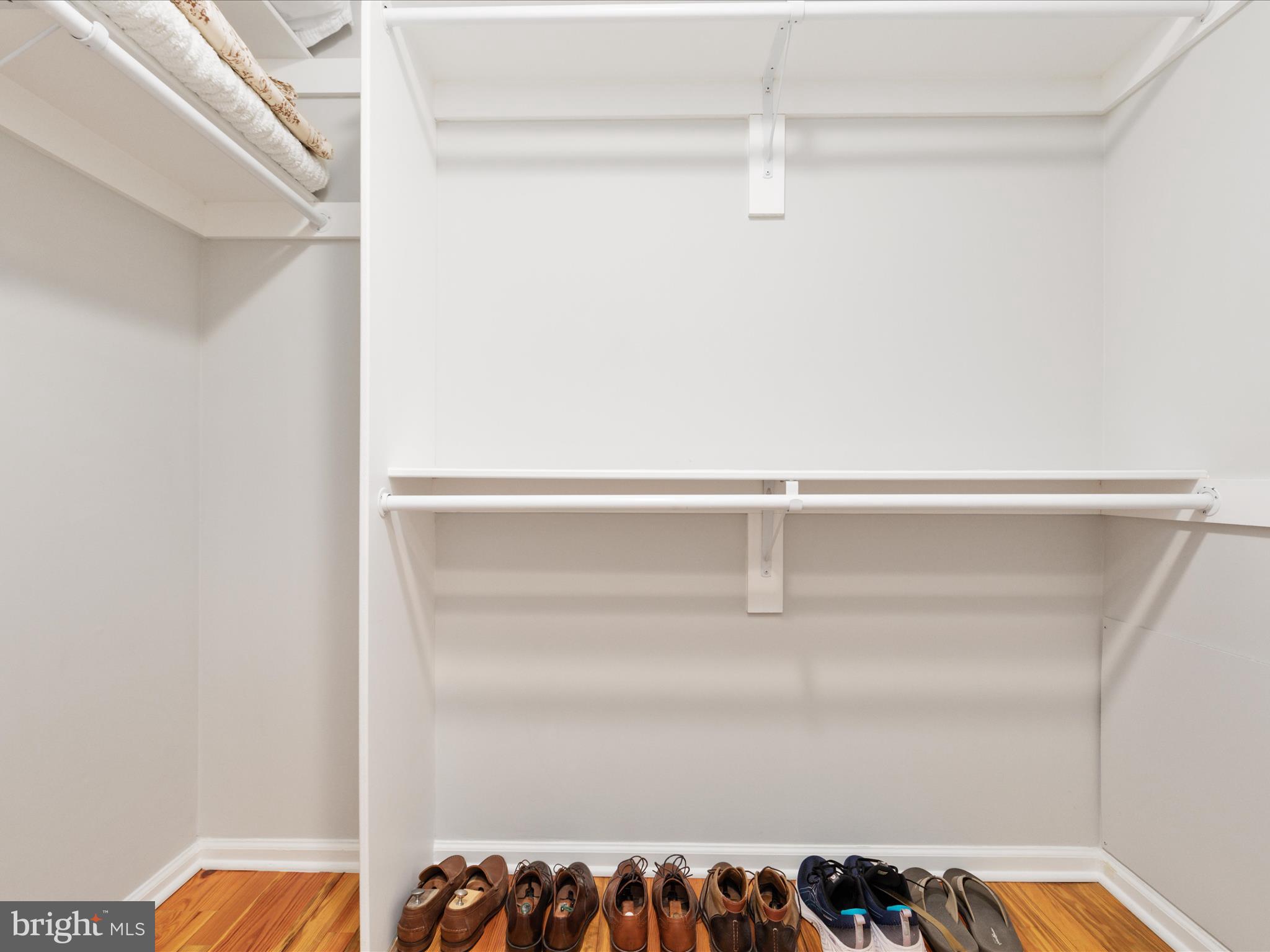 CHESTNUT GROVE - Residential