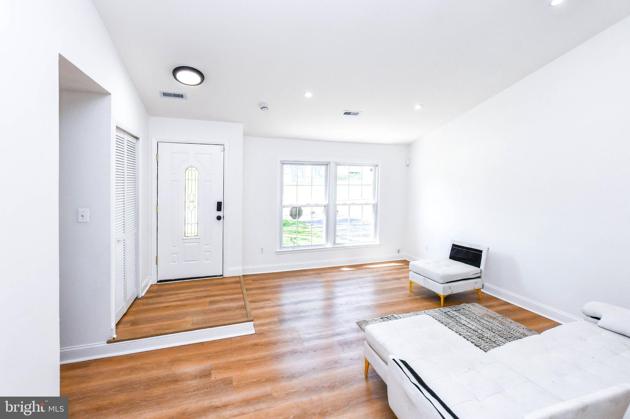 GREENWOOD MANOR - Residential