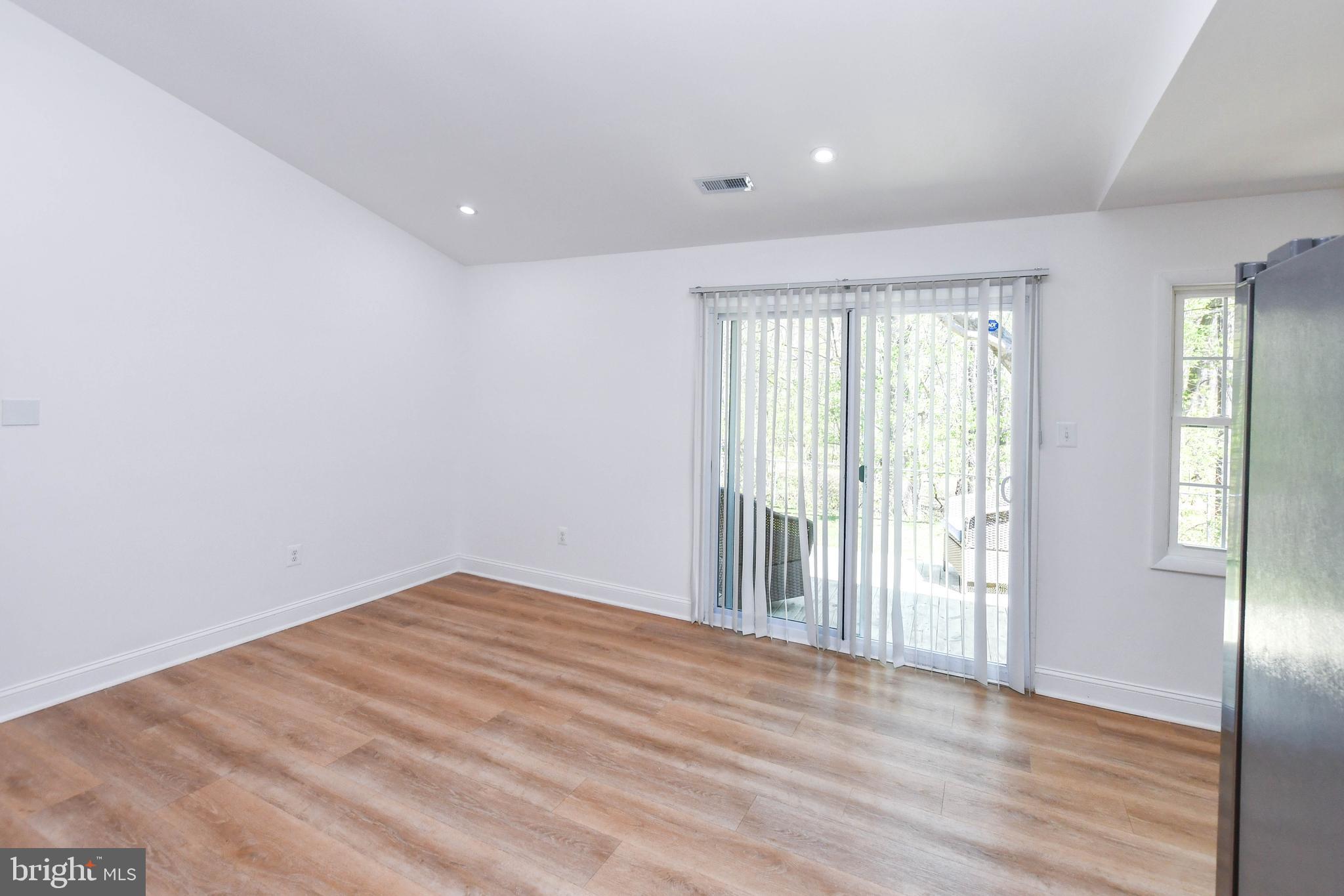 GREENWOOD MANOR - Residential