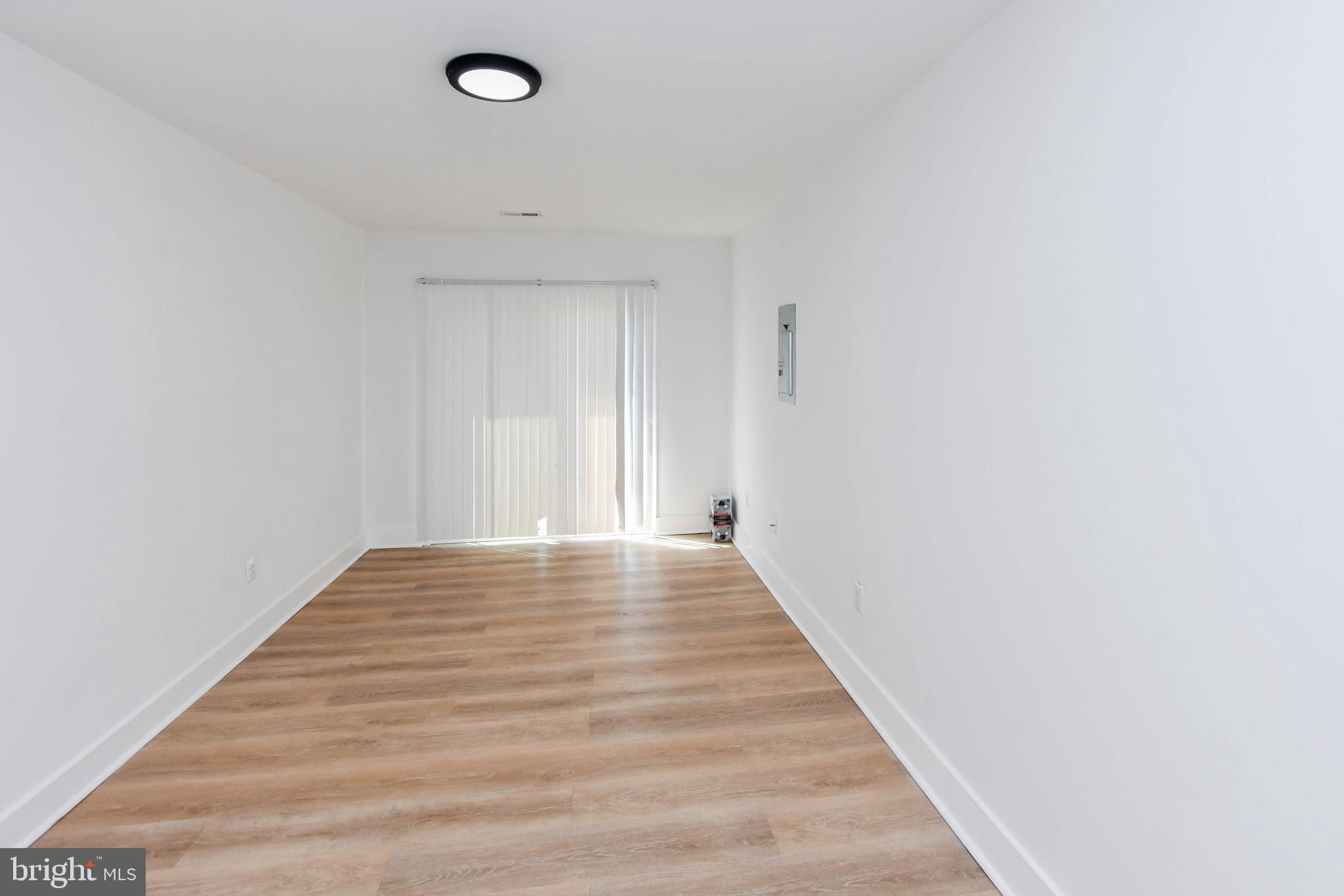 GREENWOOD MANOR - Residential