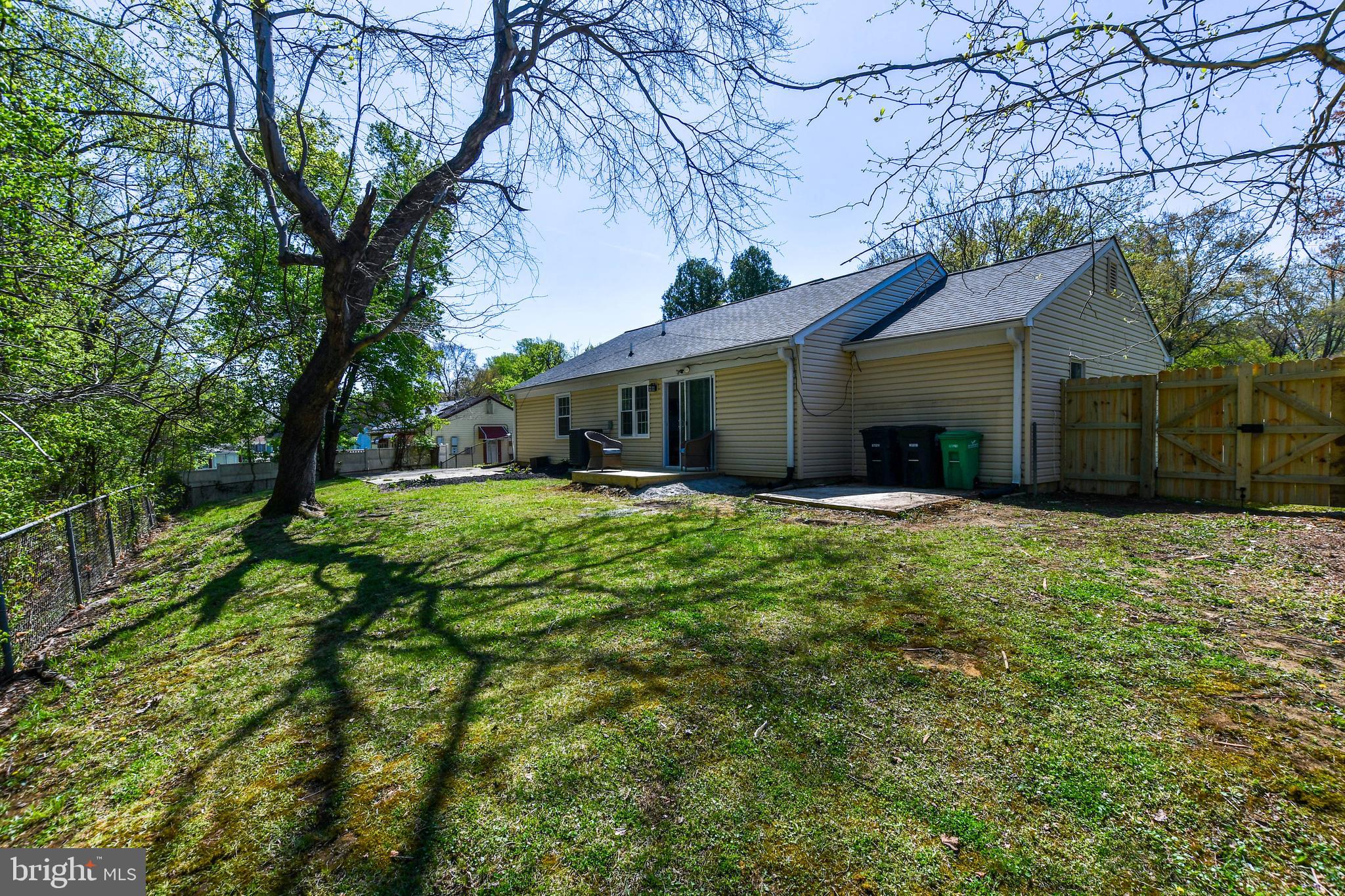 GREENWOOD MANOR - Residential