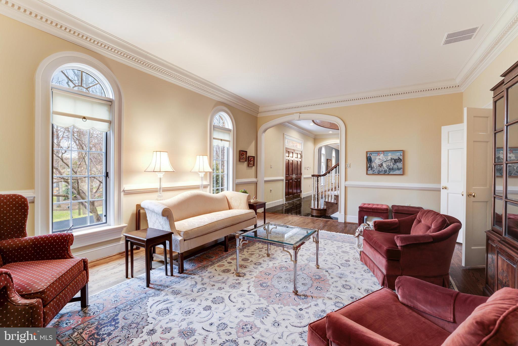 FALCON RIDGE - Residential