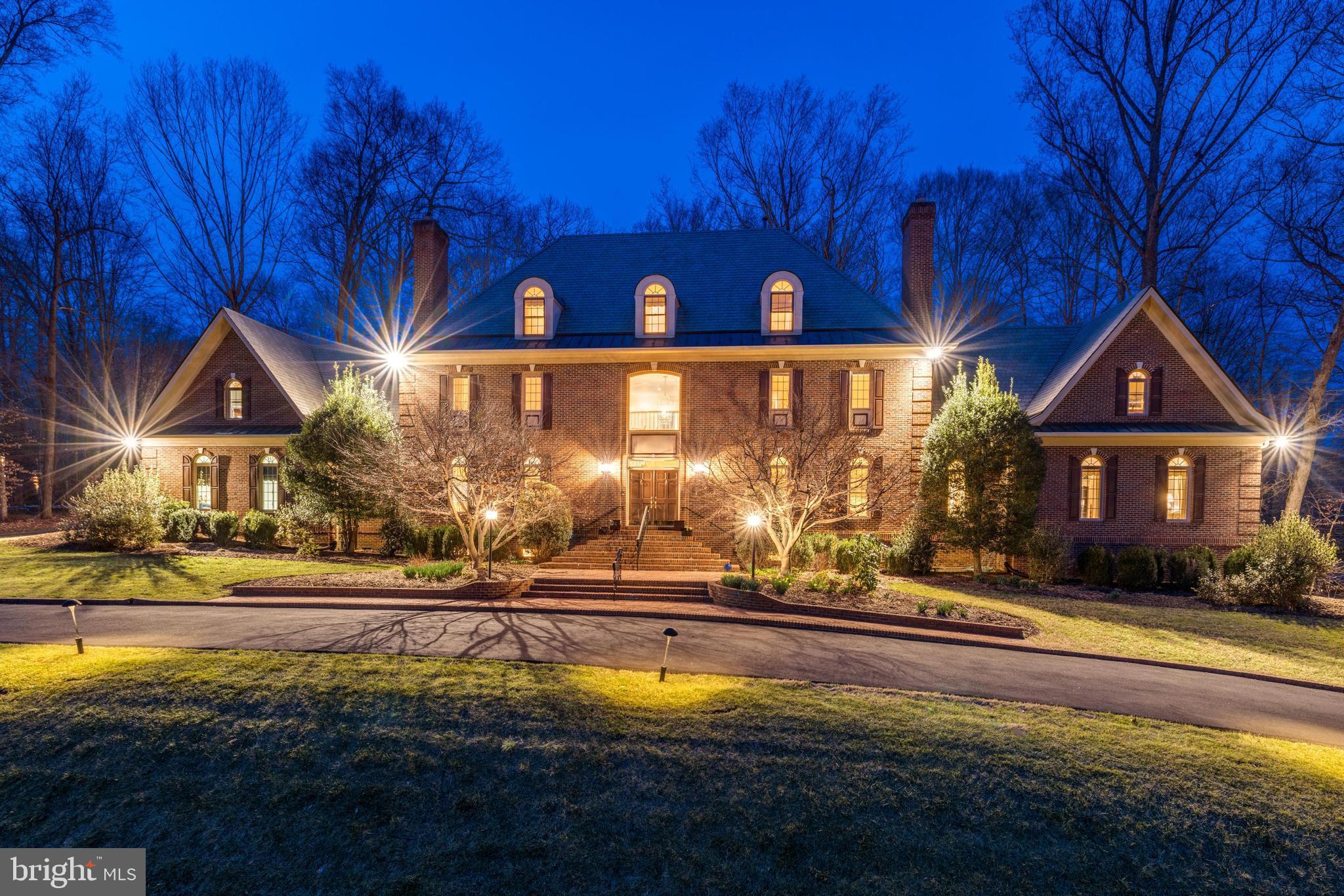 FALCON RIDGE - Residential