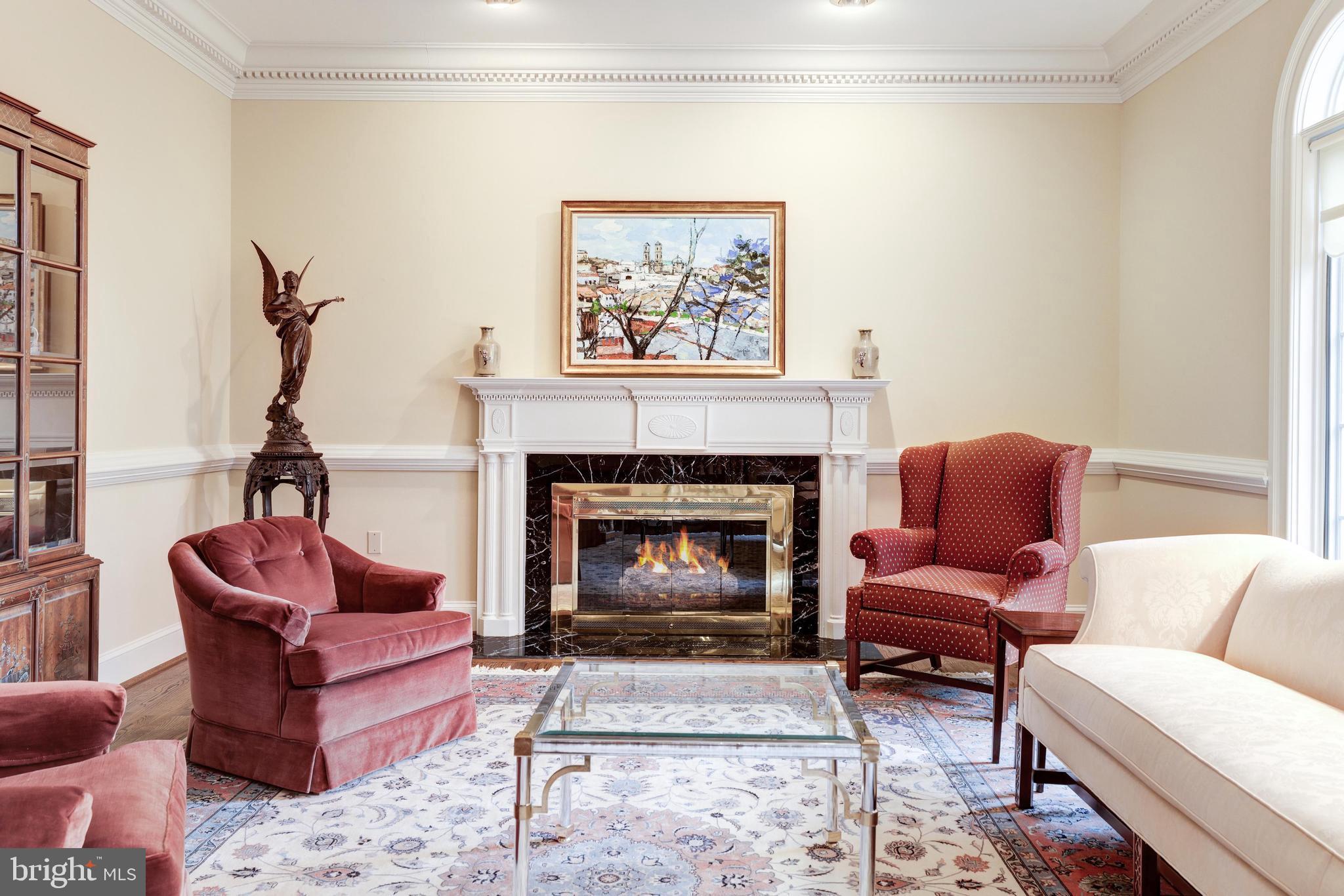 FALCON RIDGE - Residential