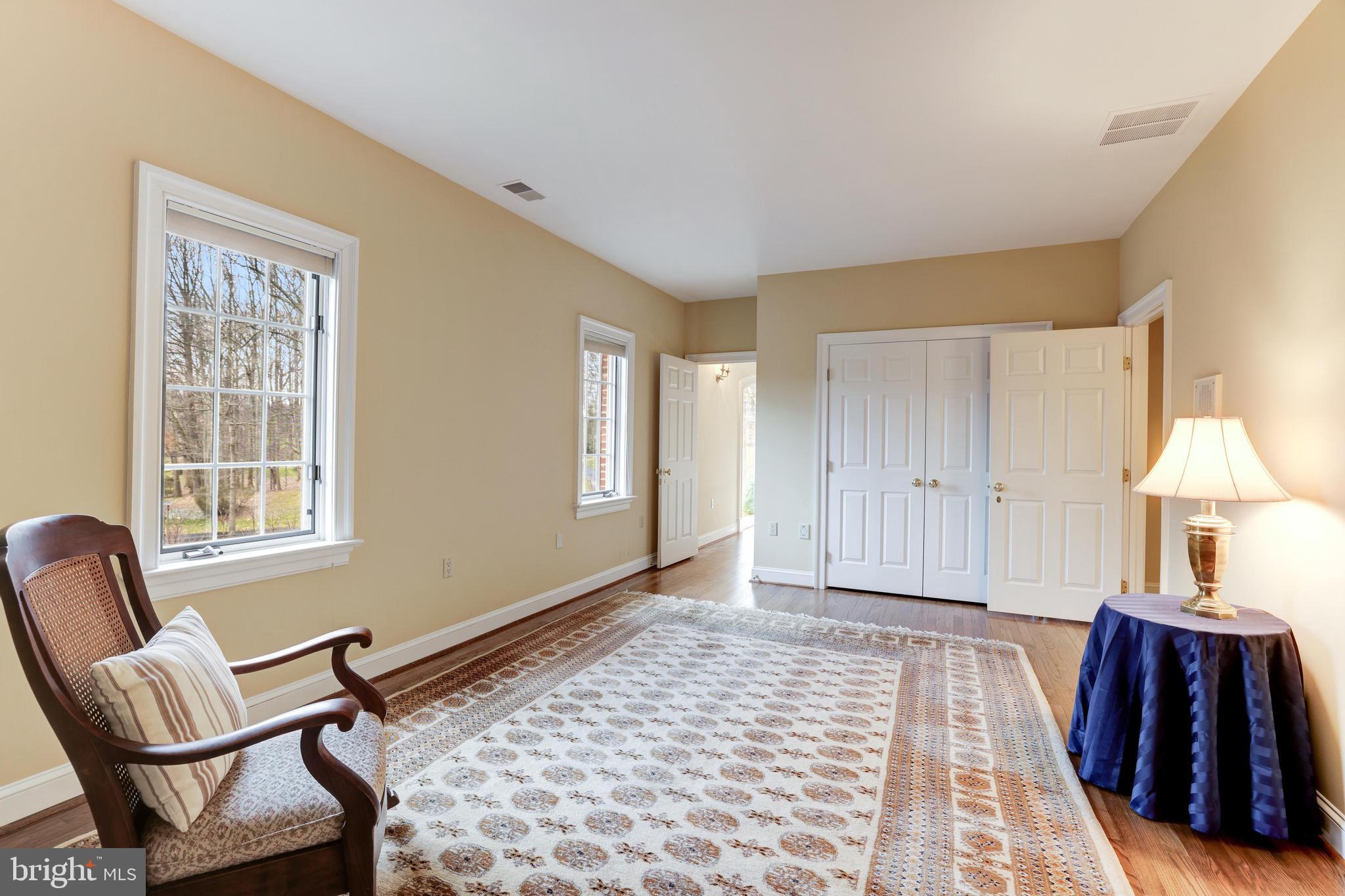 FALCON RIDGE - Residential