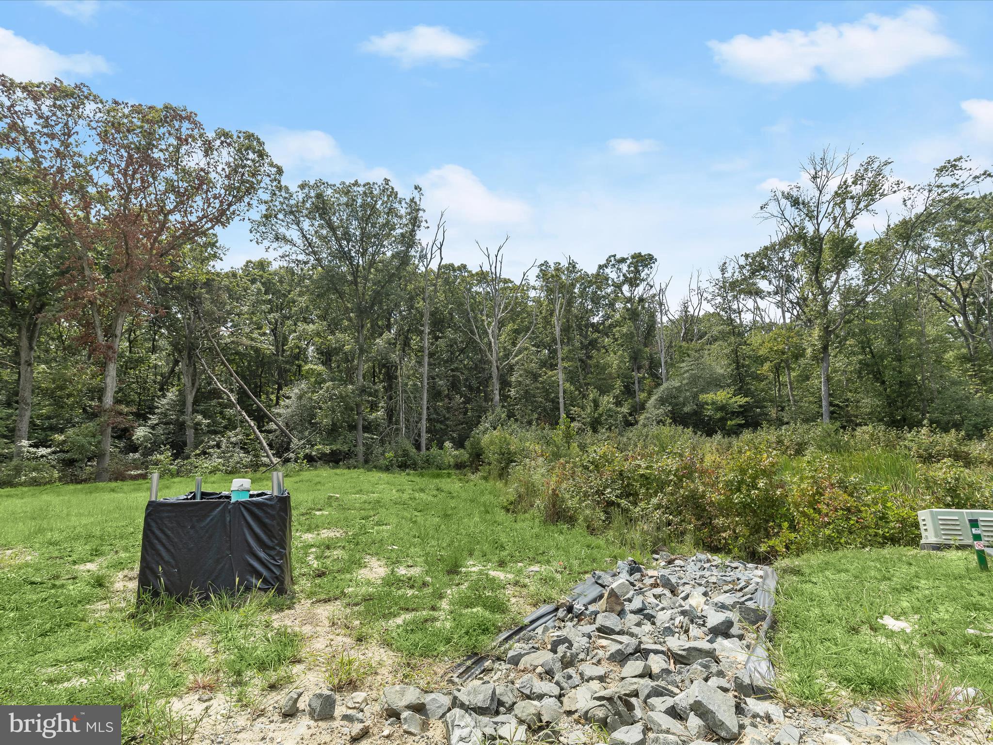 PARKSIDE PRESERVE - Land