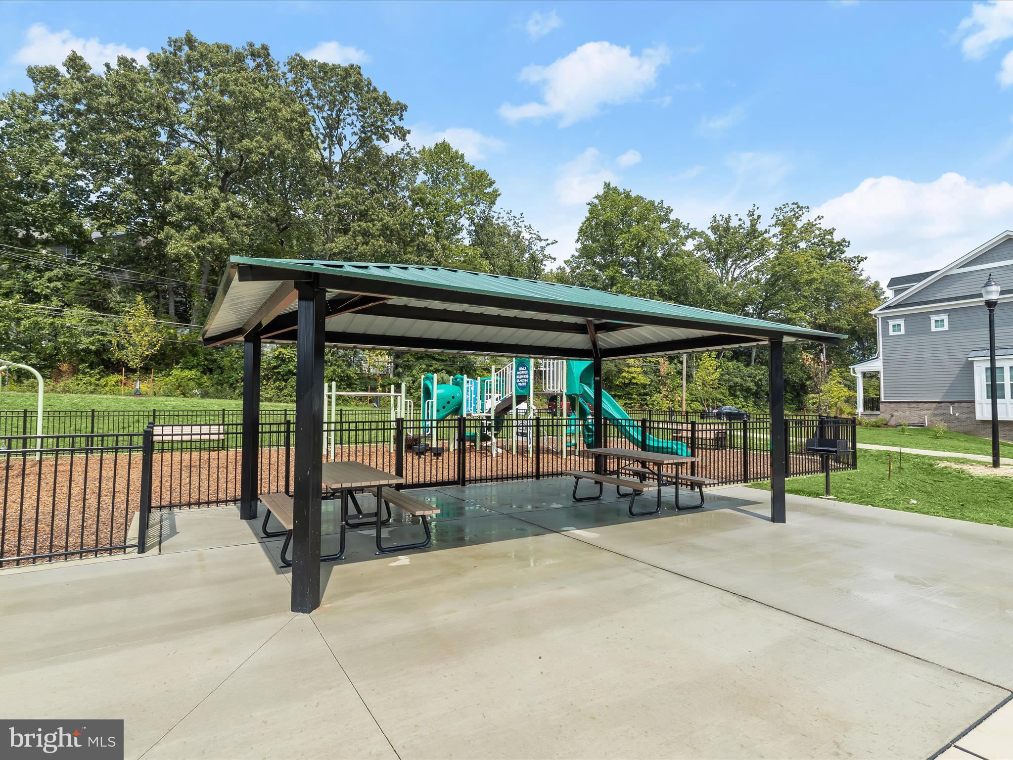PARKSIDE PRESERVE - Land