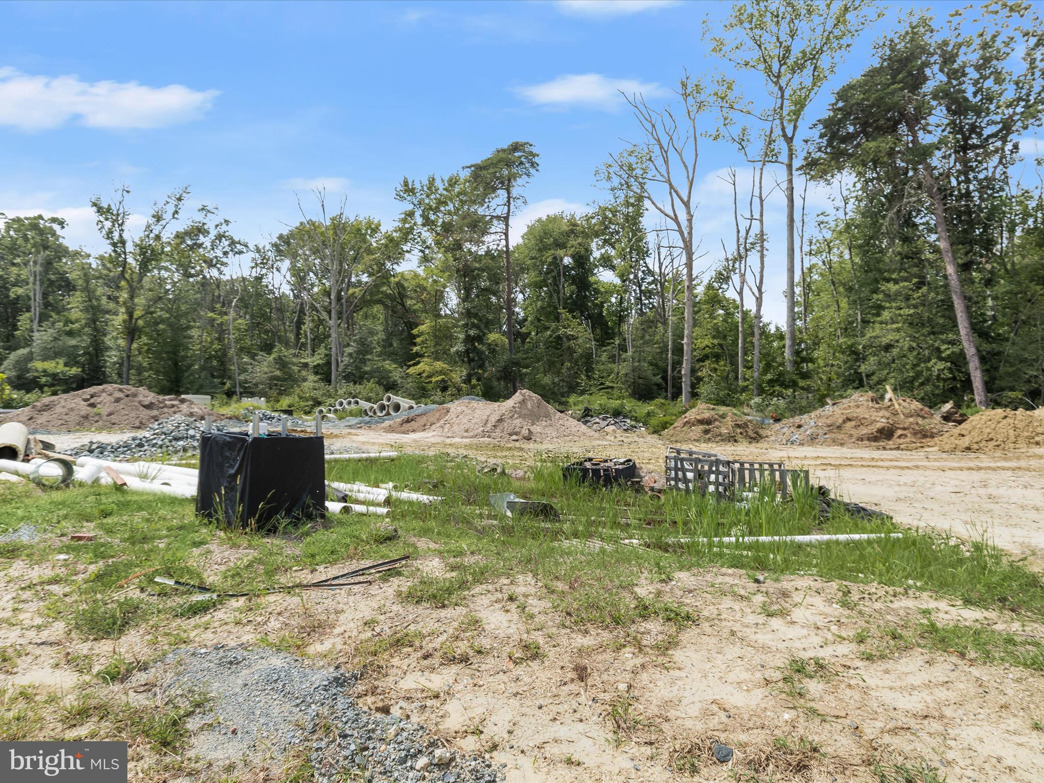 PARKSIDE PRESERVE - Land