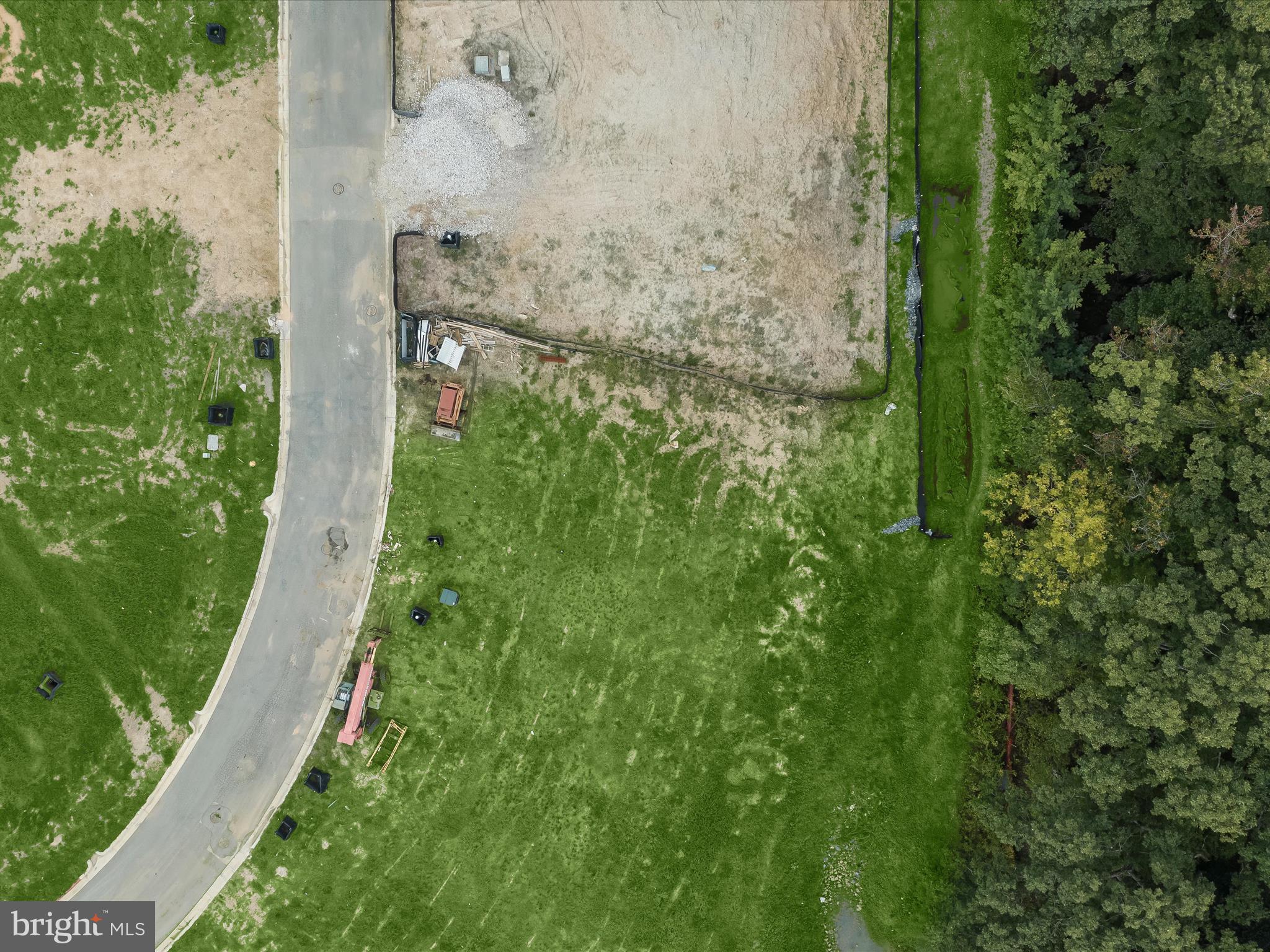 PARKSIDE PRESERVE - Land