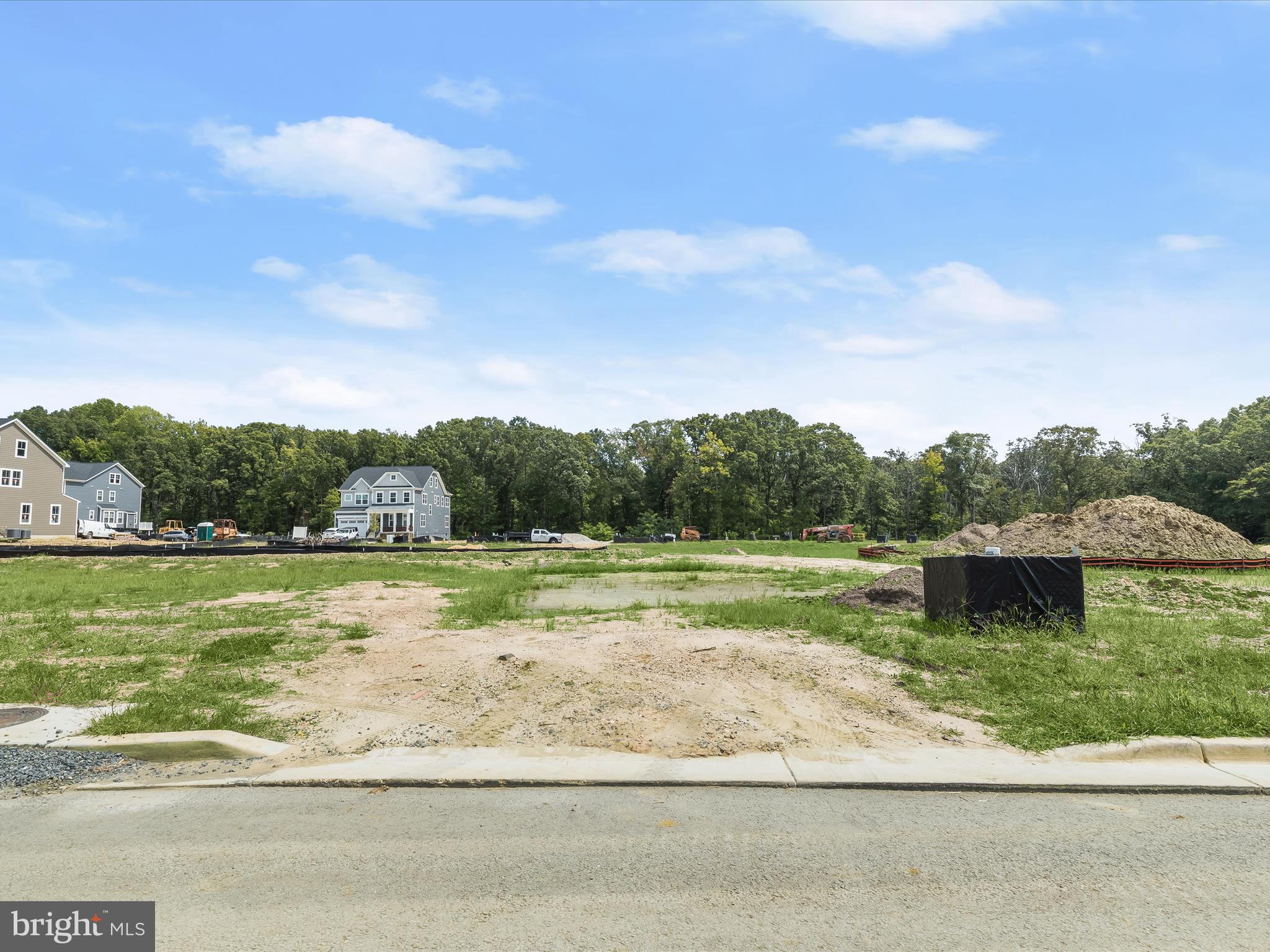 PARKSIDE PRESERVE - Land