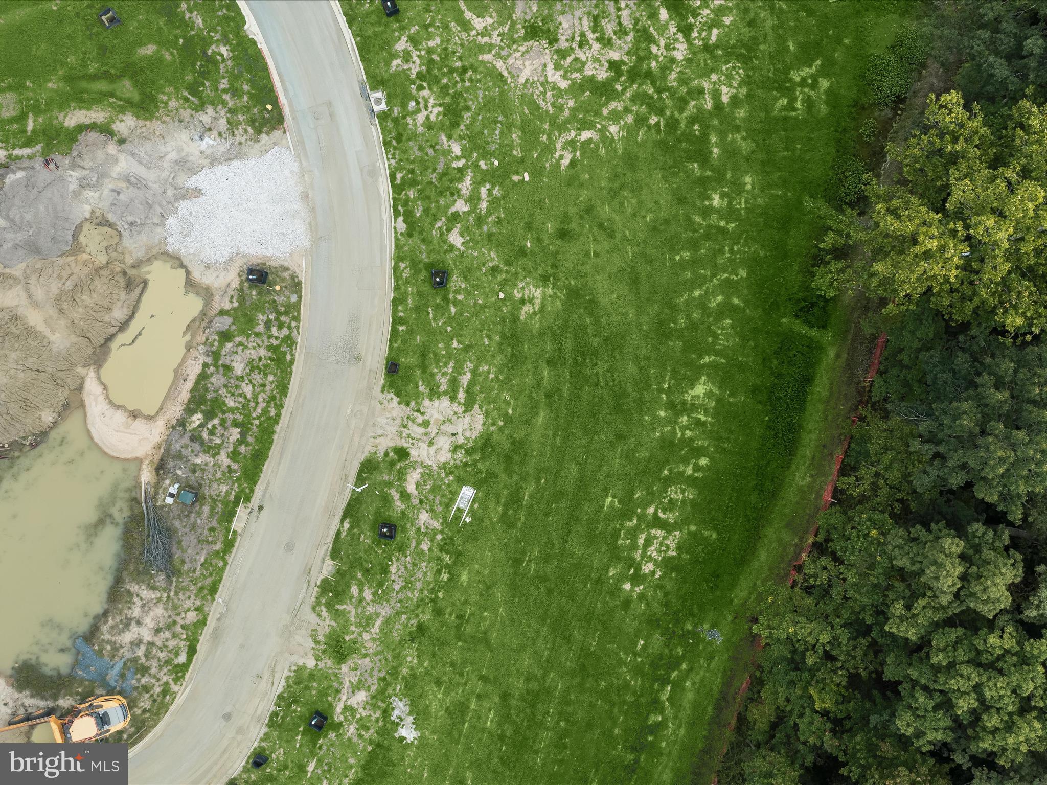PARKSIDE PRESERVE - Land