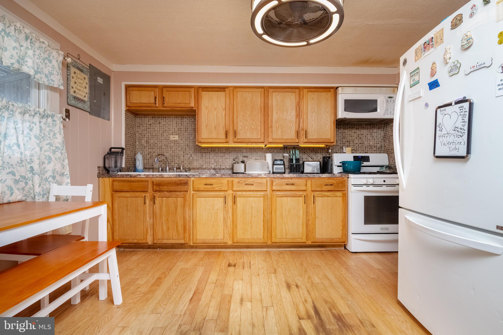 EASTWOOD HEIGHTS - Residential