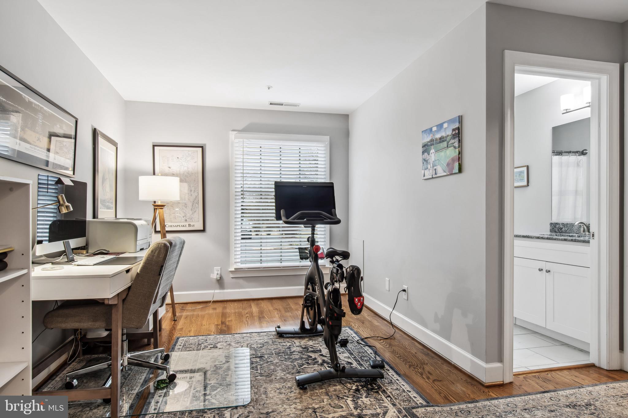 QUAIL HOLLOW - Residential