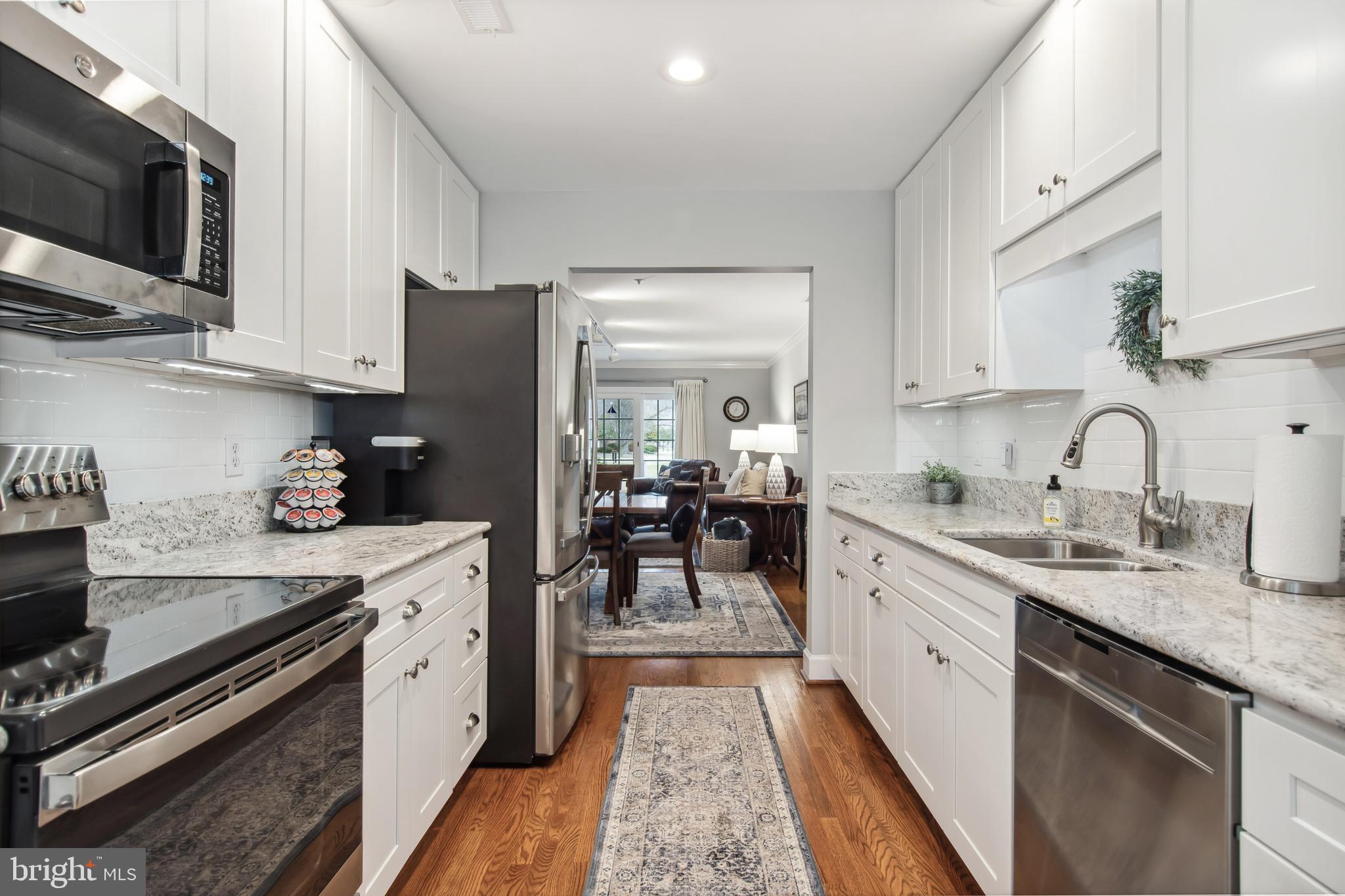 QUAIL HOLLOW - Residential