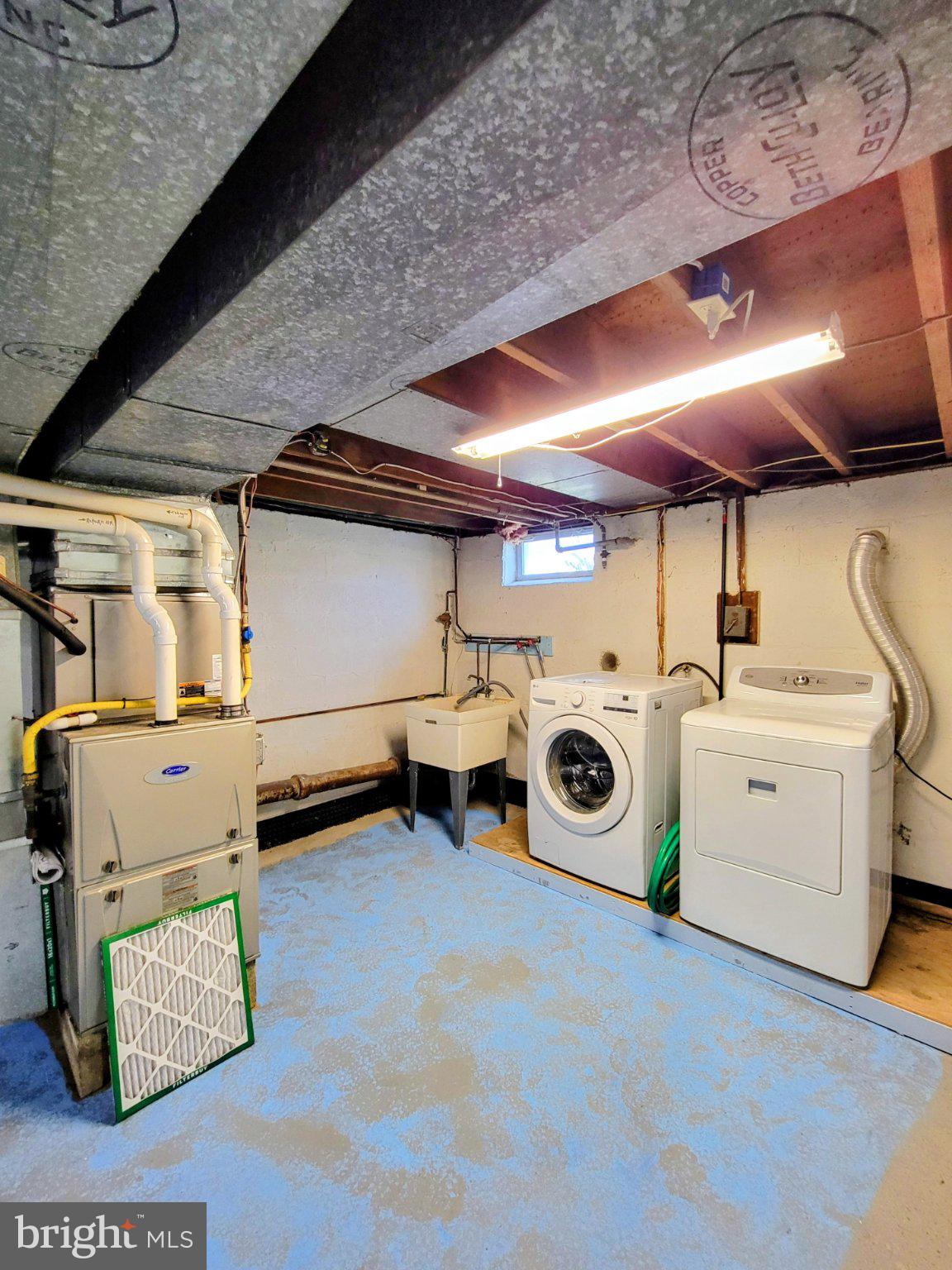 NORTH HILLS - Residential