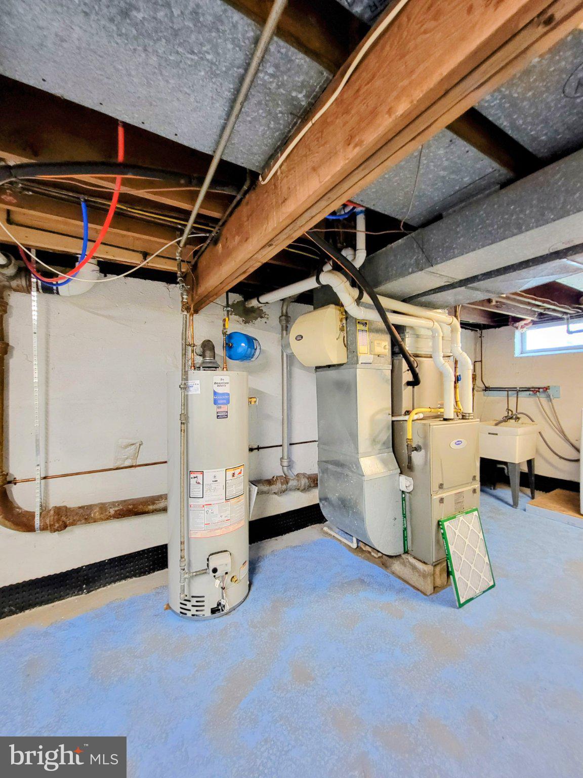 NORTH HILLS - Residential