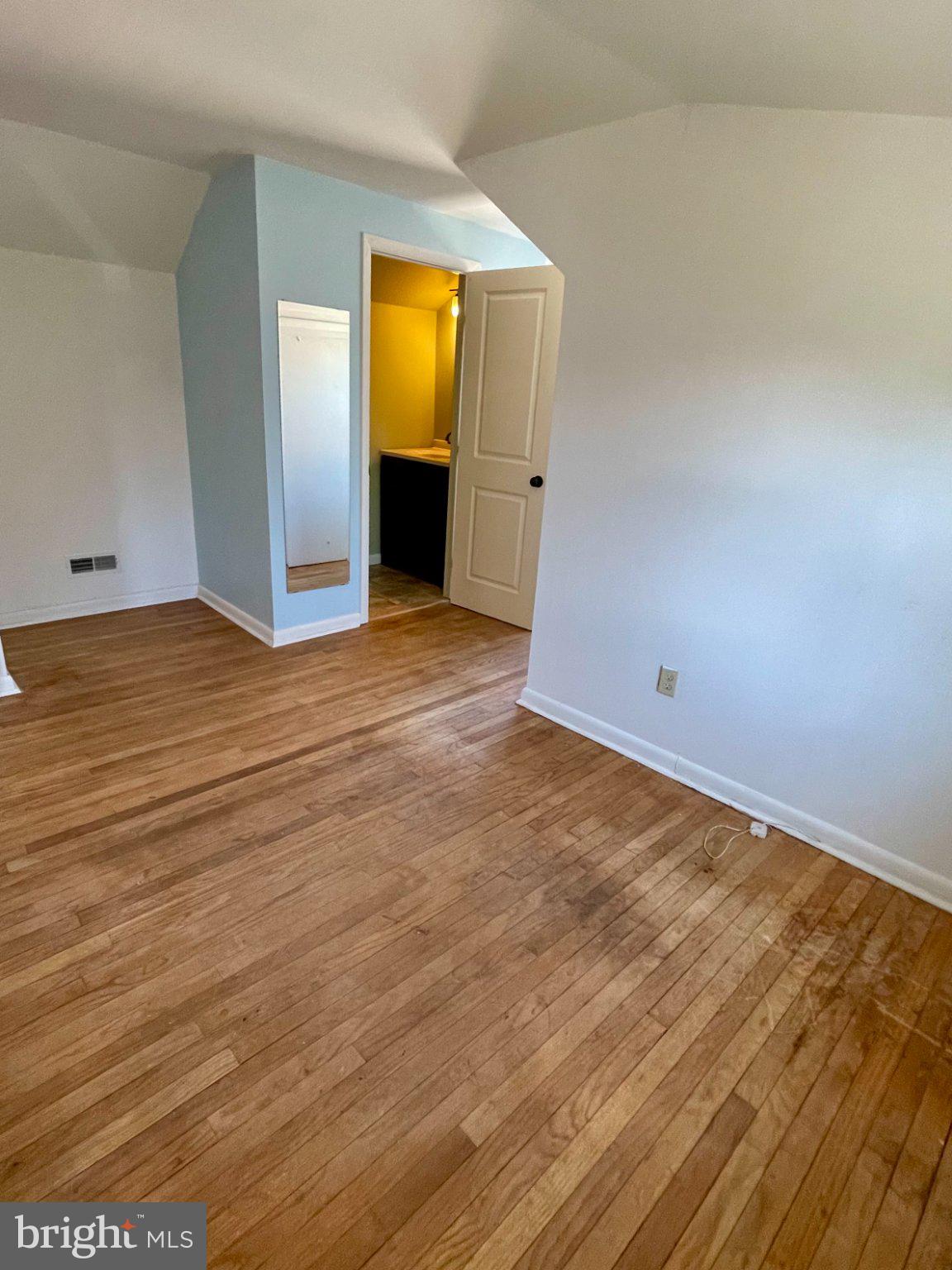 NORTH HILLS - Residential