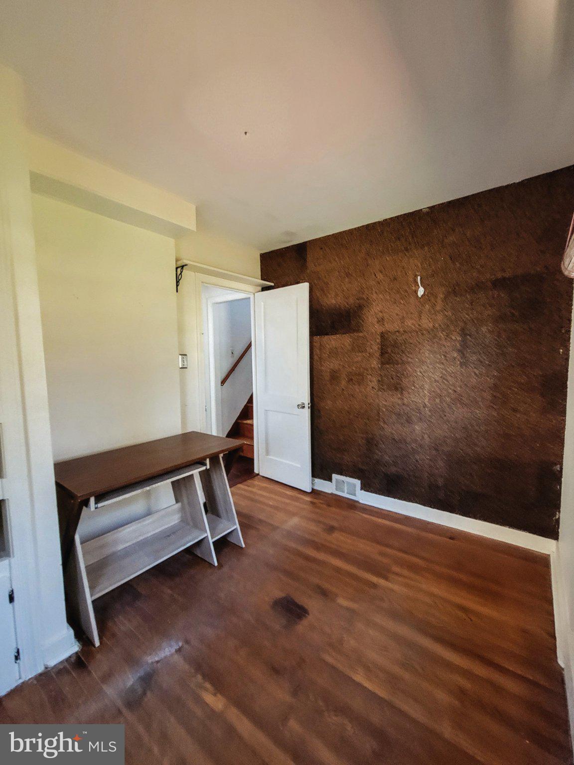 NORTH HILLS - Residential