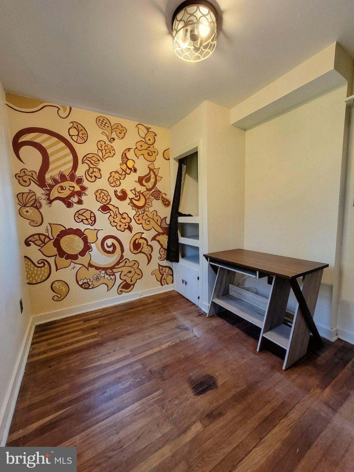 NORTH HILLS - Residential