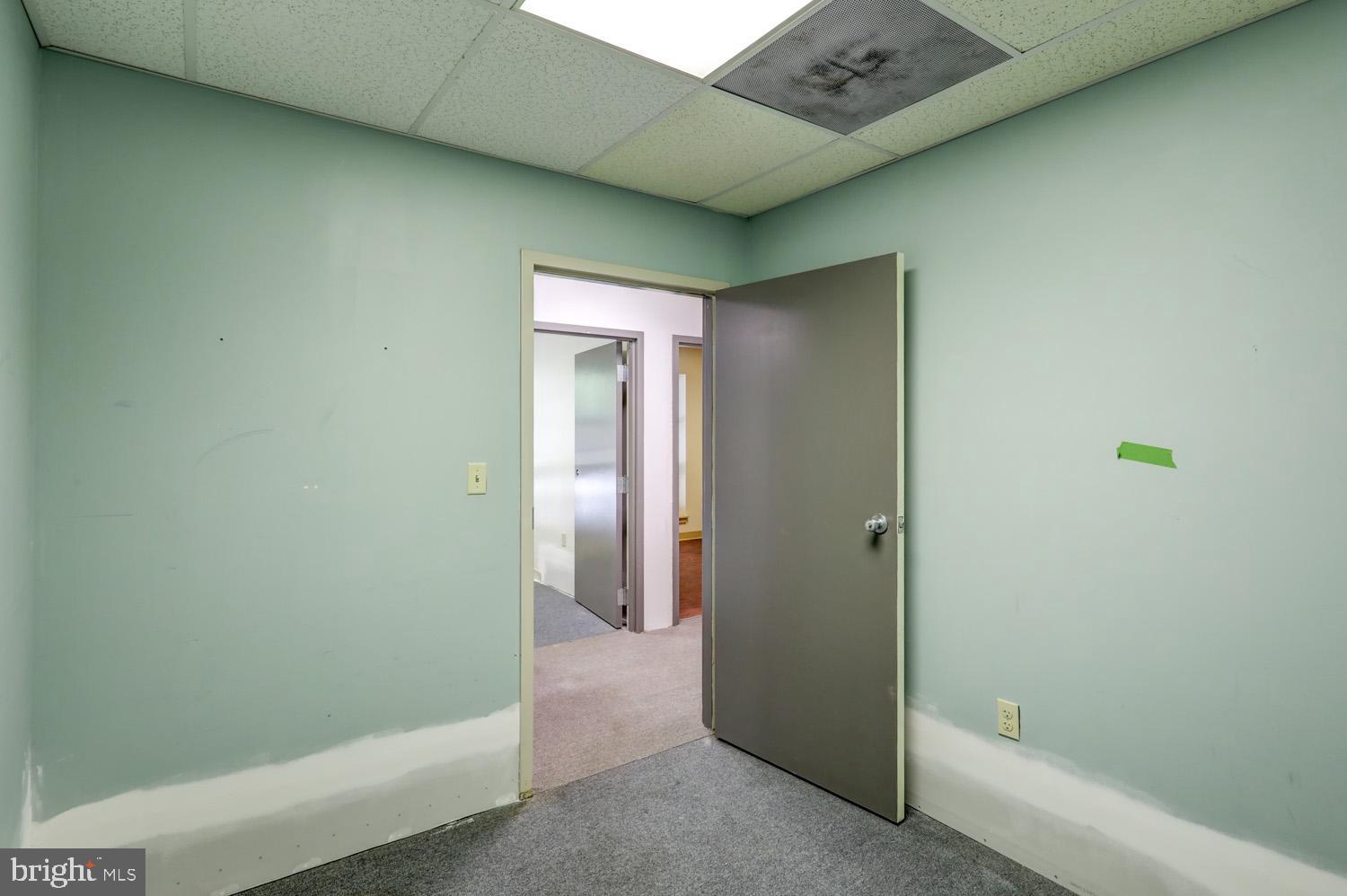 EAST HEMPFIELD TWP - Commercial Sale